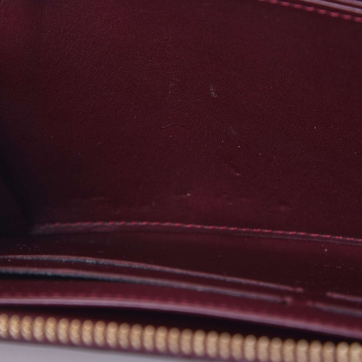 Vernis Zippy Wallet Rouge Fauviste