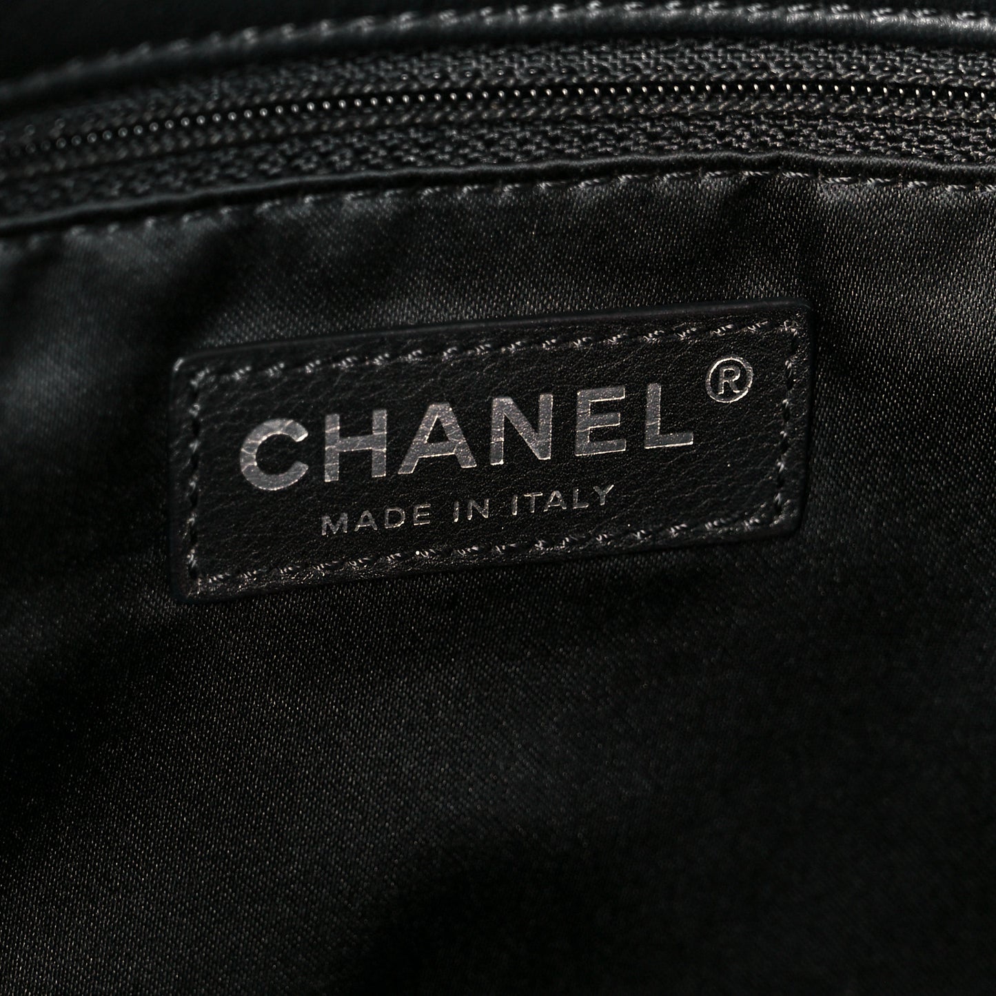 Lambskin Ultimate Stitch Maxi Flap Black