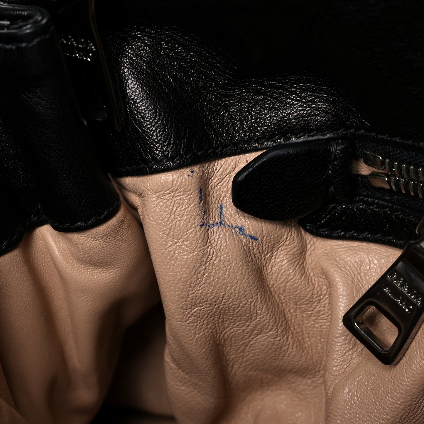 Nappa Gaufre Shopping Satchel Black
