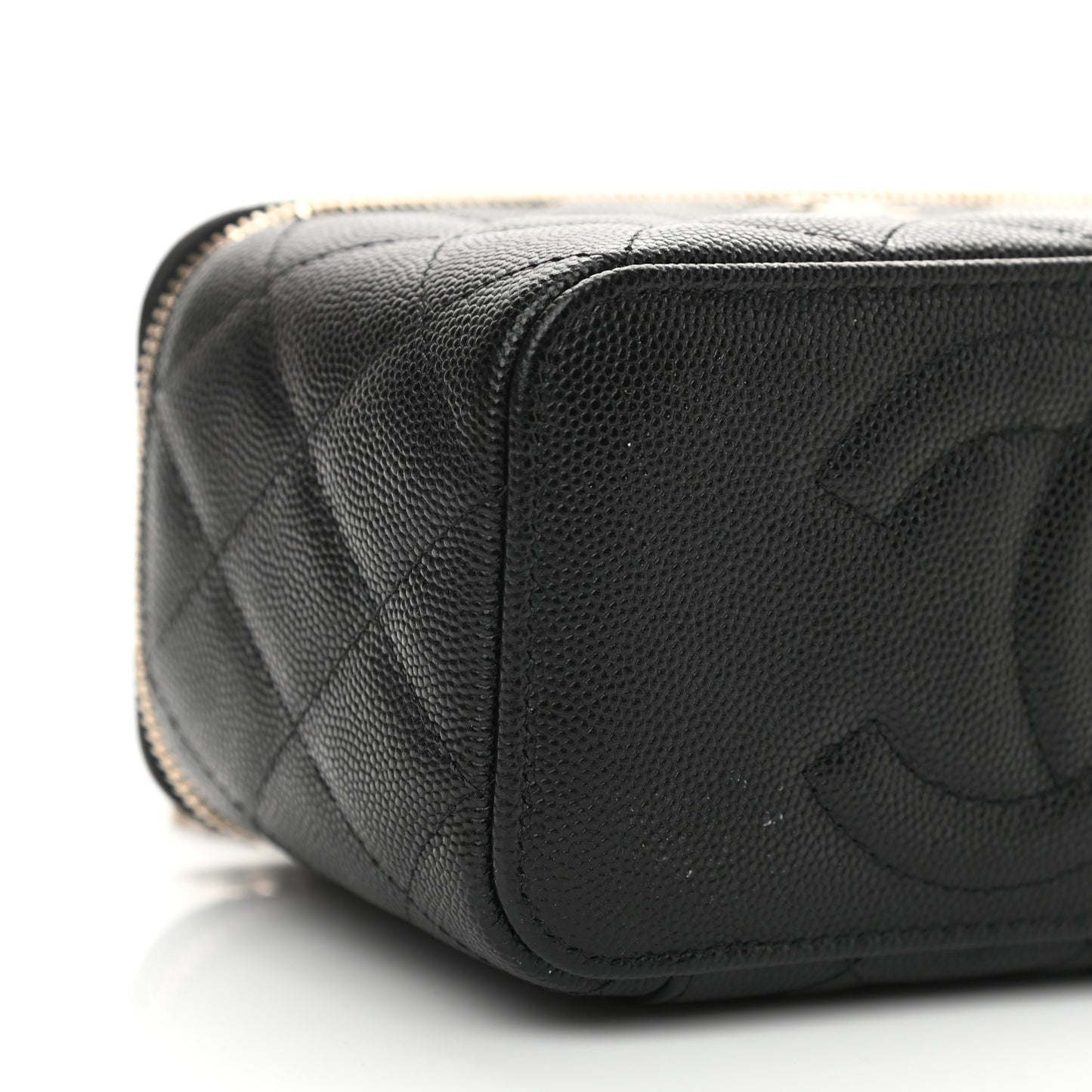 Caviar Quilted Small Vanity Case With Chain Black