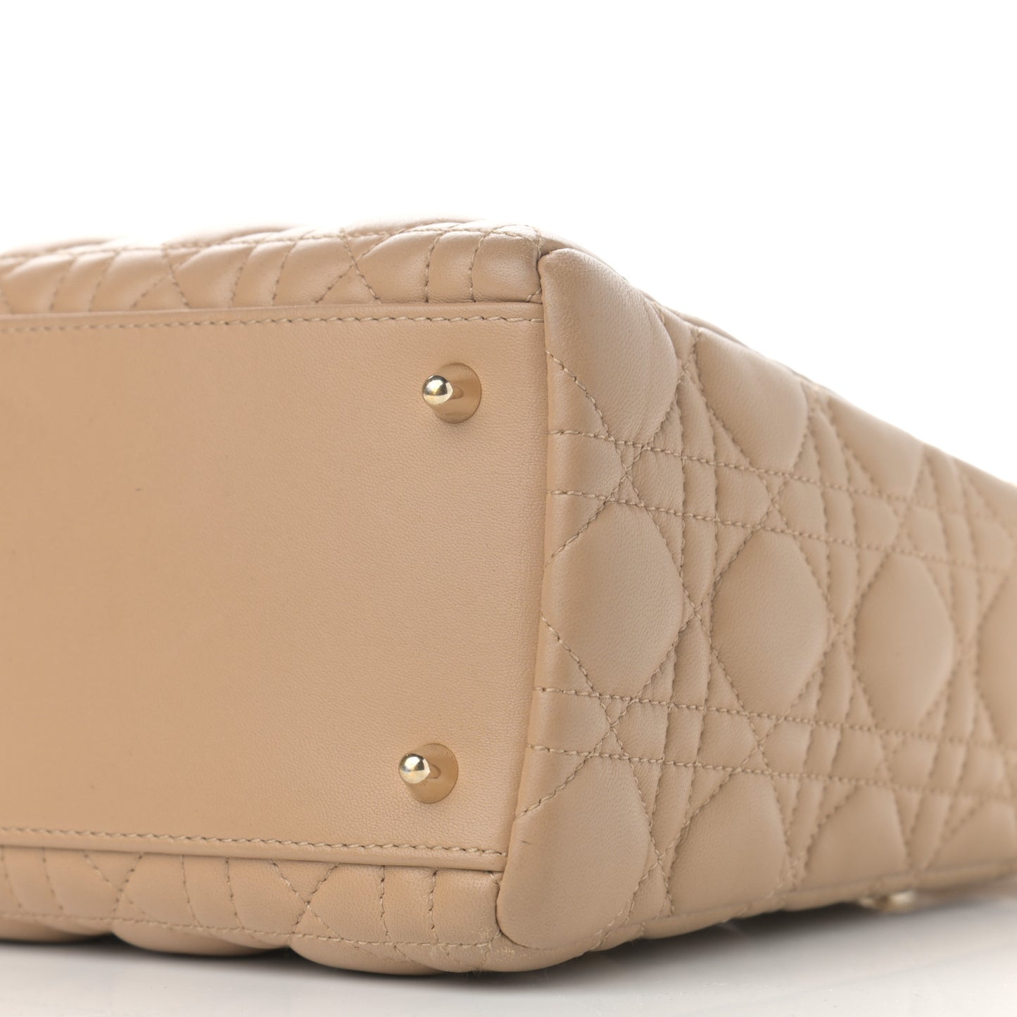 Lambskin Cannage Medium Lady Dior Beige