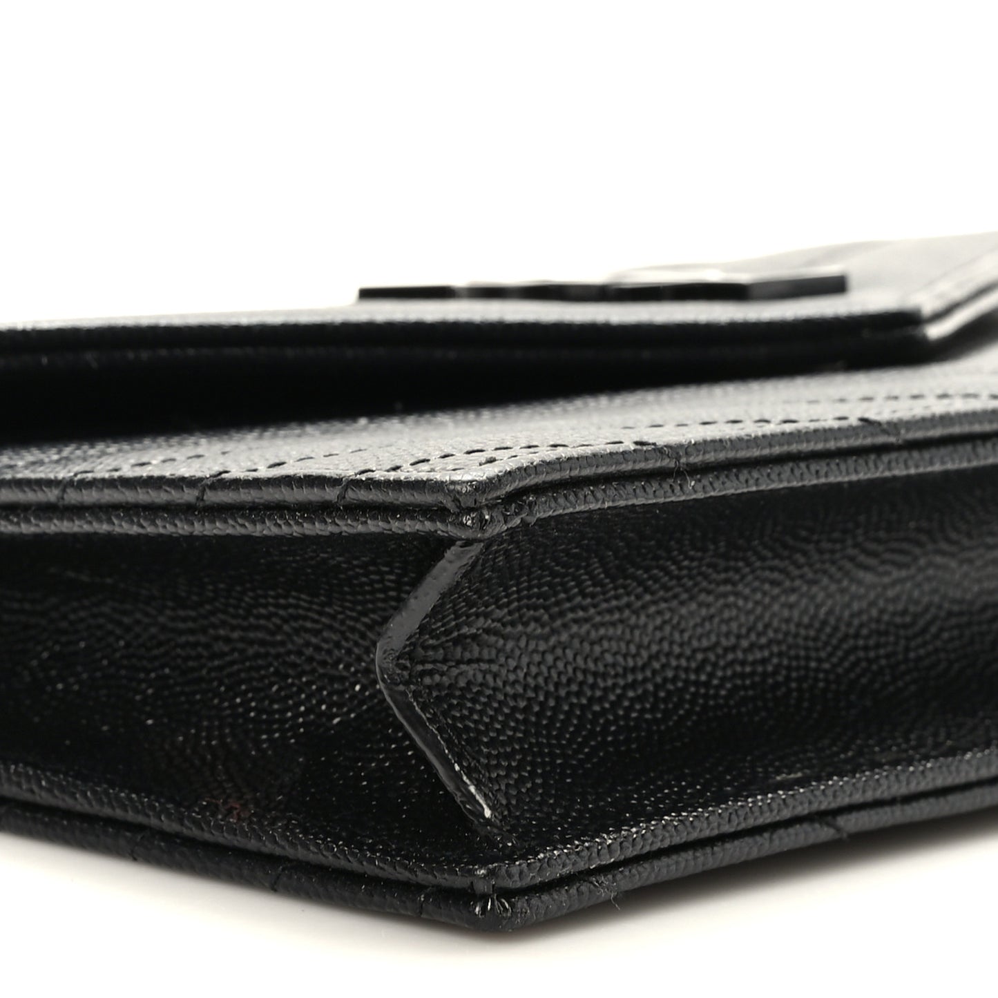 Grain De Poudre Matelasse Chevron Monogram Monochrome Envelope Chain Wallet Black