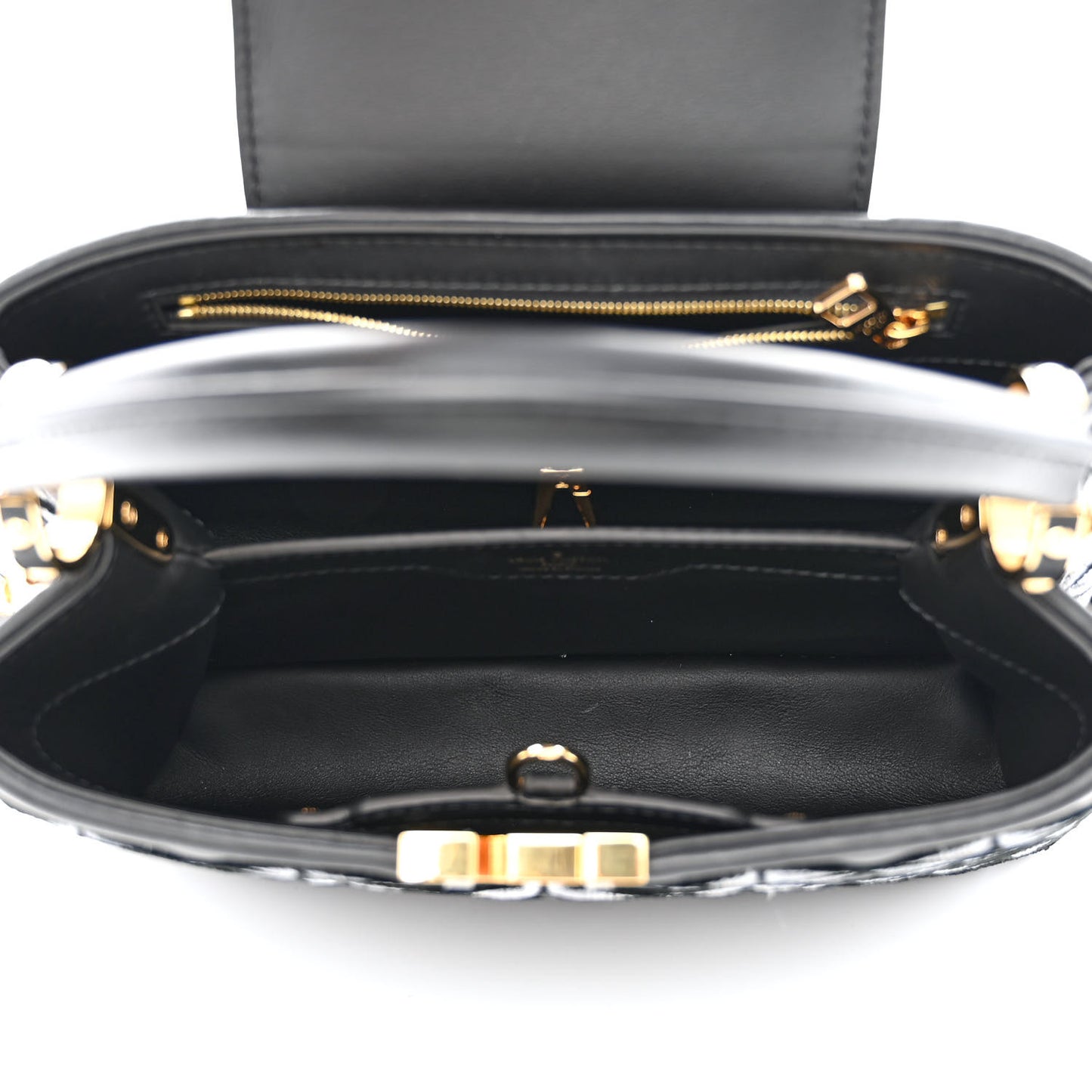 Tufted Lambskin Capucines BB Black