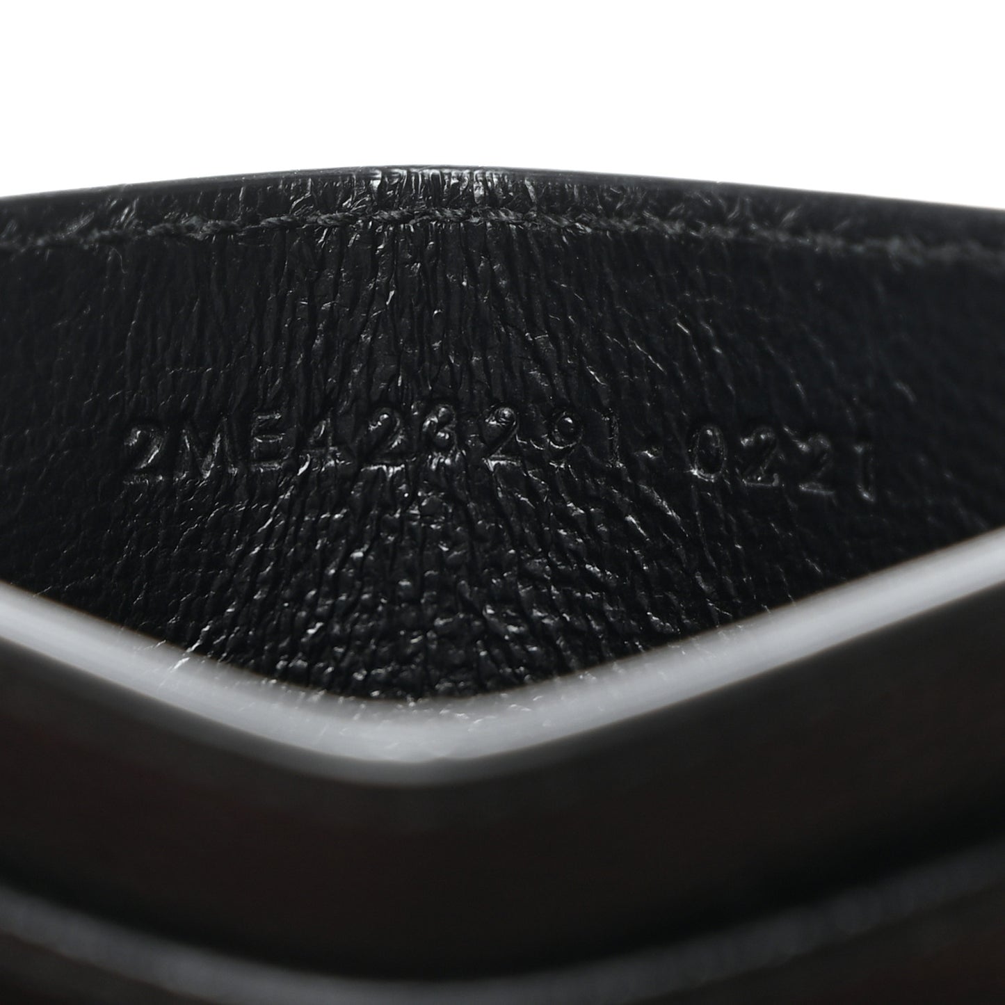 Grain De Poudre Matelasse Chevron Monogram Credit Card Case Black