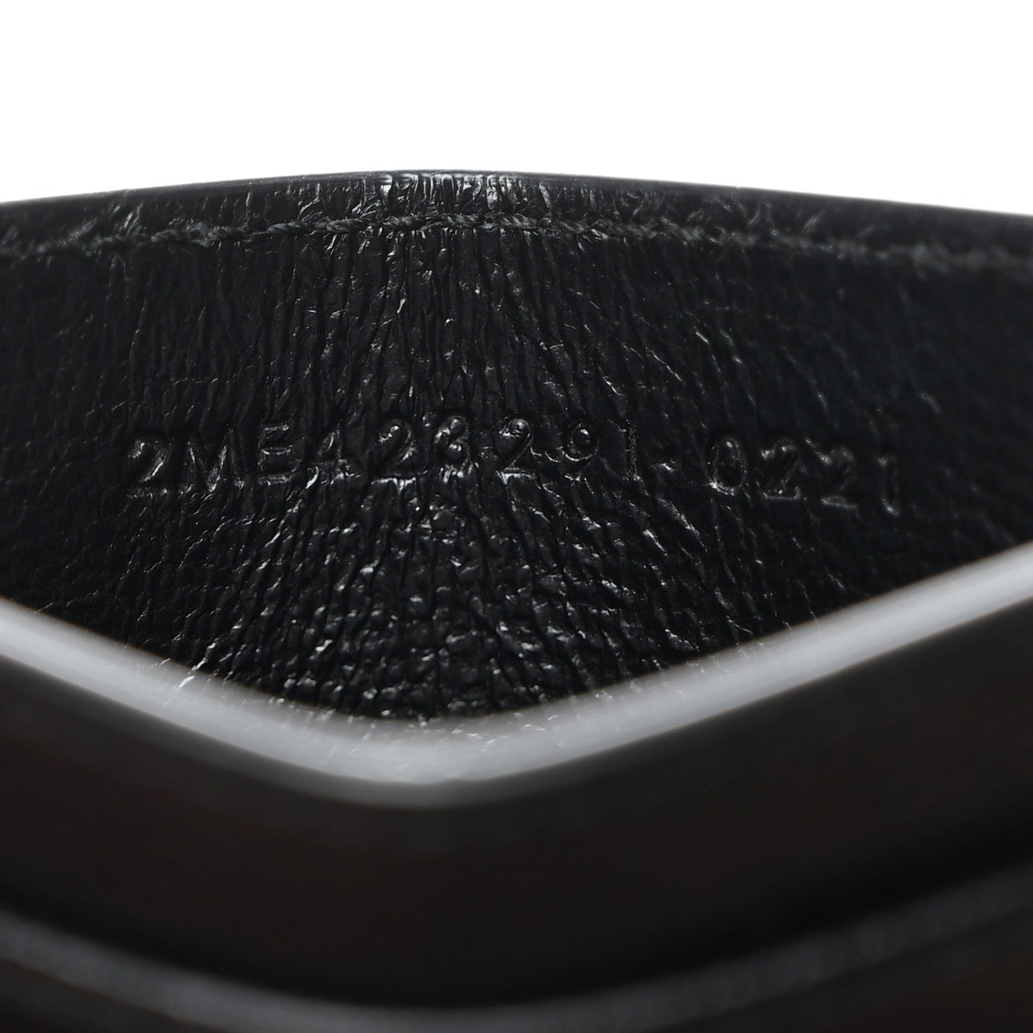 Saint Laurent Grain De Poudre Matelasse Chevron Monogram Credit Card Case Black 7 of 7
