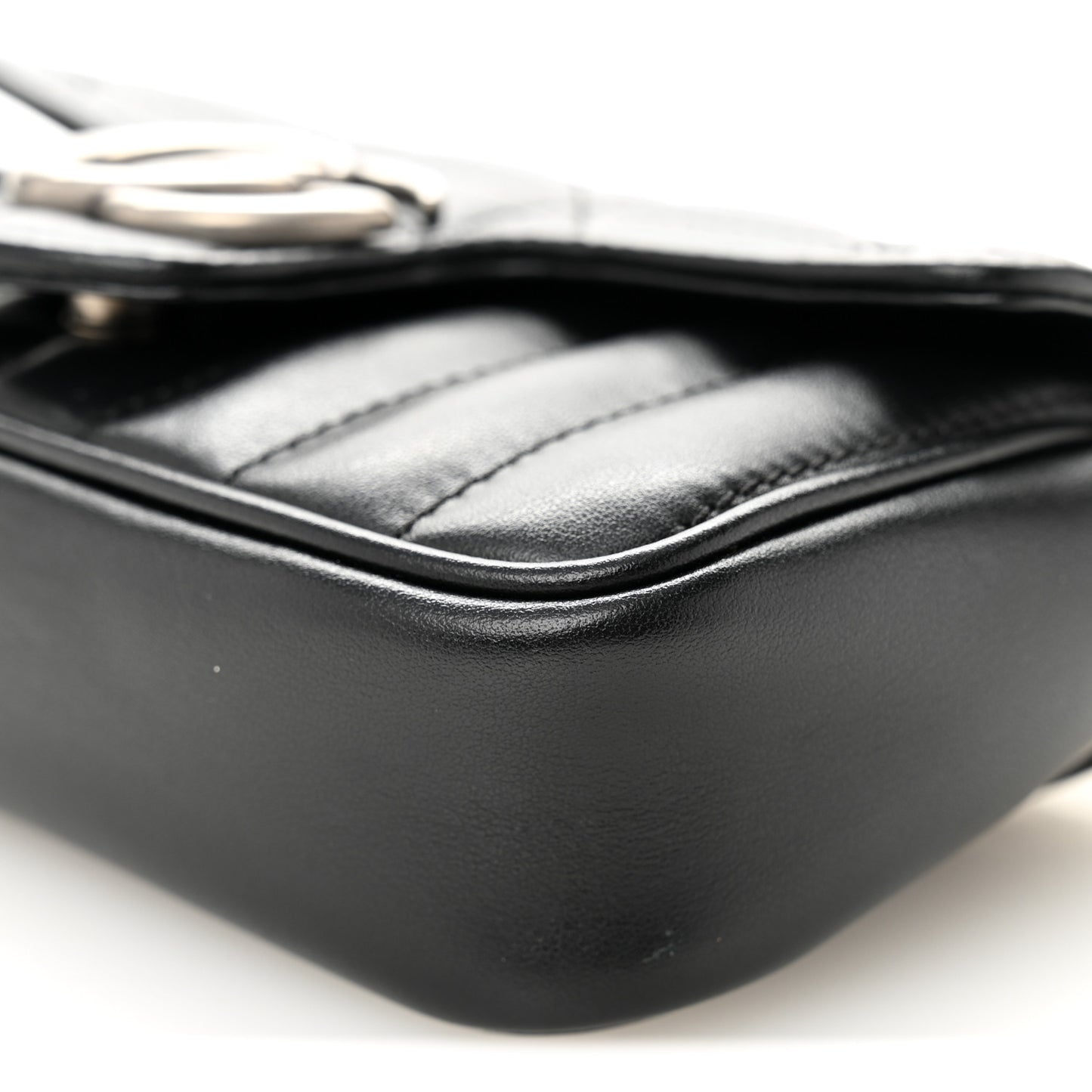 Calfskin Matelasse Aria Super Mini GG Marmont Shoulder Bag Black Black