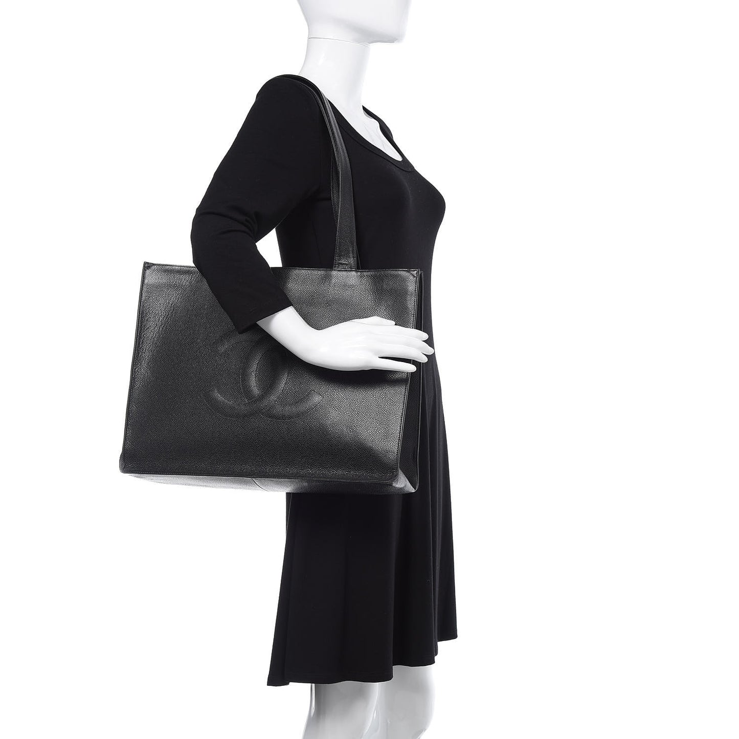 Caviar CC Tote Black