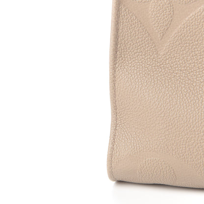 Louis Vuitton Empreinte Monogram Giant Onthego MM Tourterelle 9 of 9