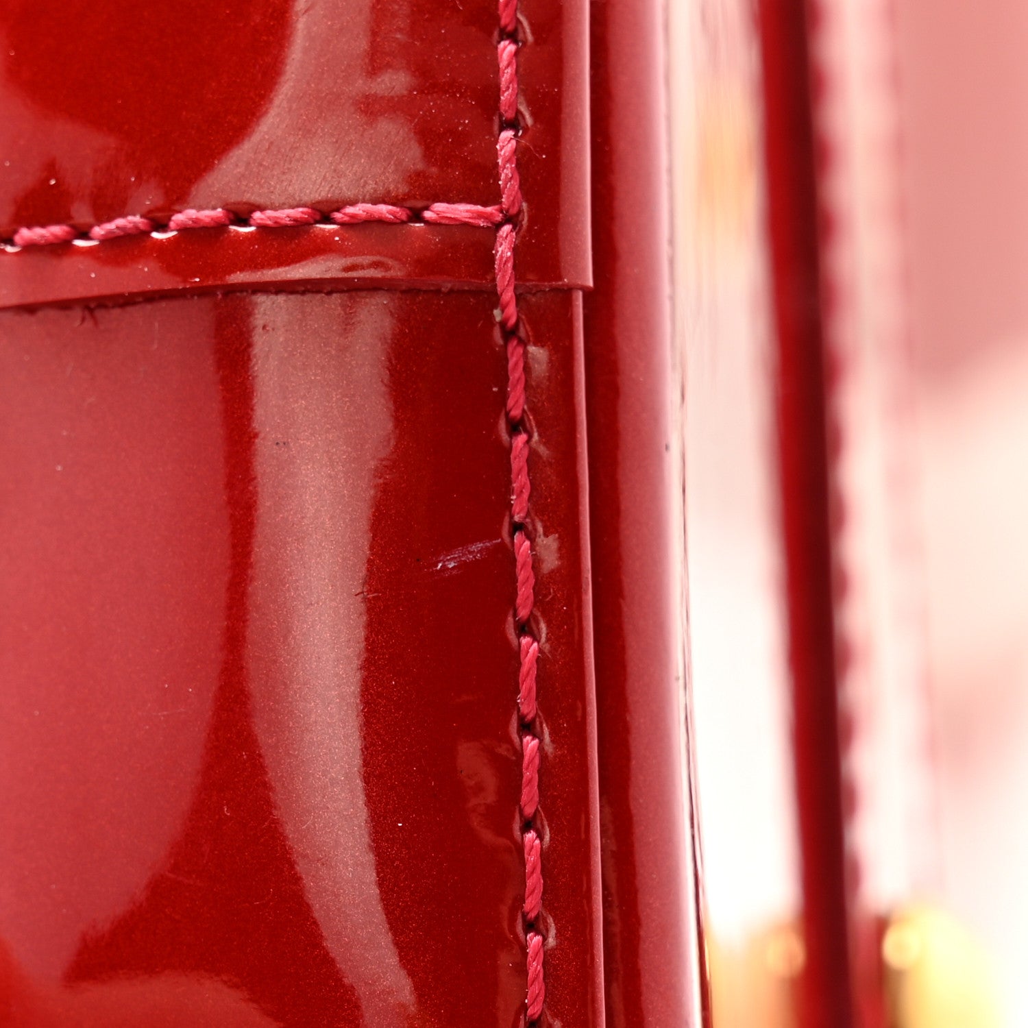 Louis Vuitton Vernis Almam PM Pomme D'Amour 13 of 13