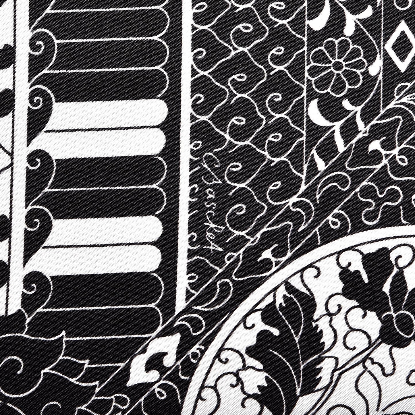 Silk Collections Imperiales Scarf 90 White Black