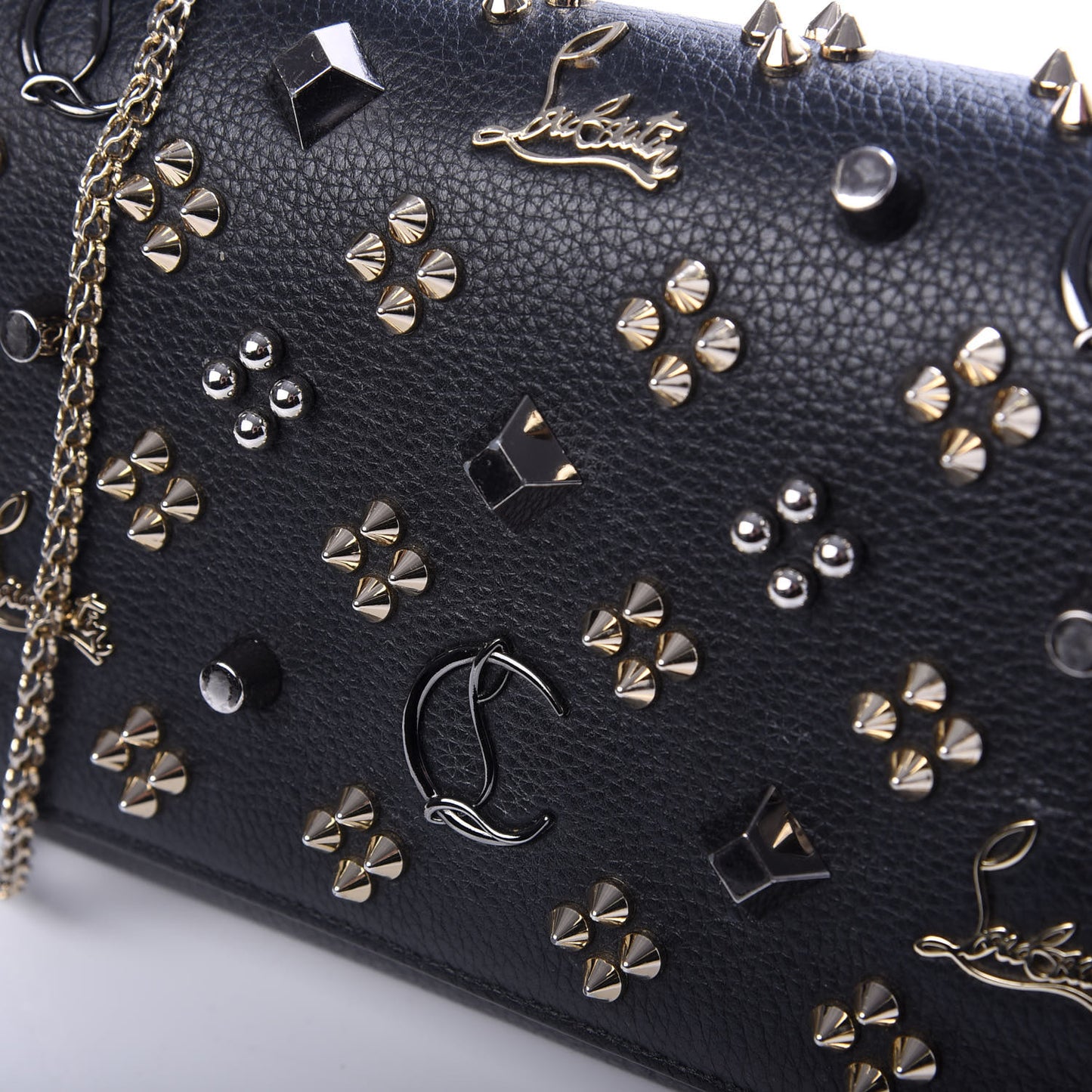 Grained Calfskin Spikes Loubinthesky Paloma Wallet On Chain Black Multimetal