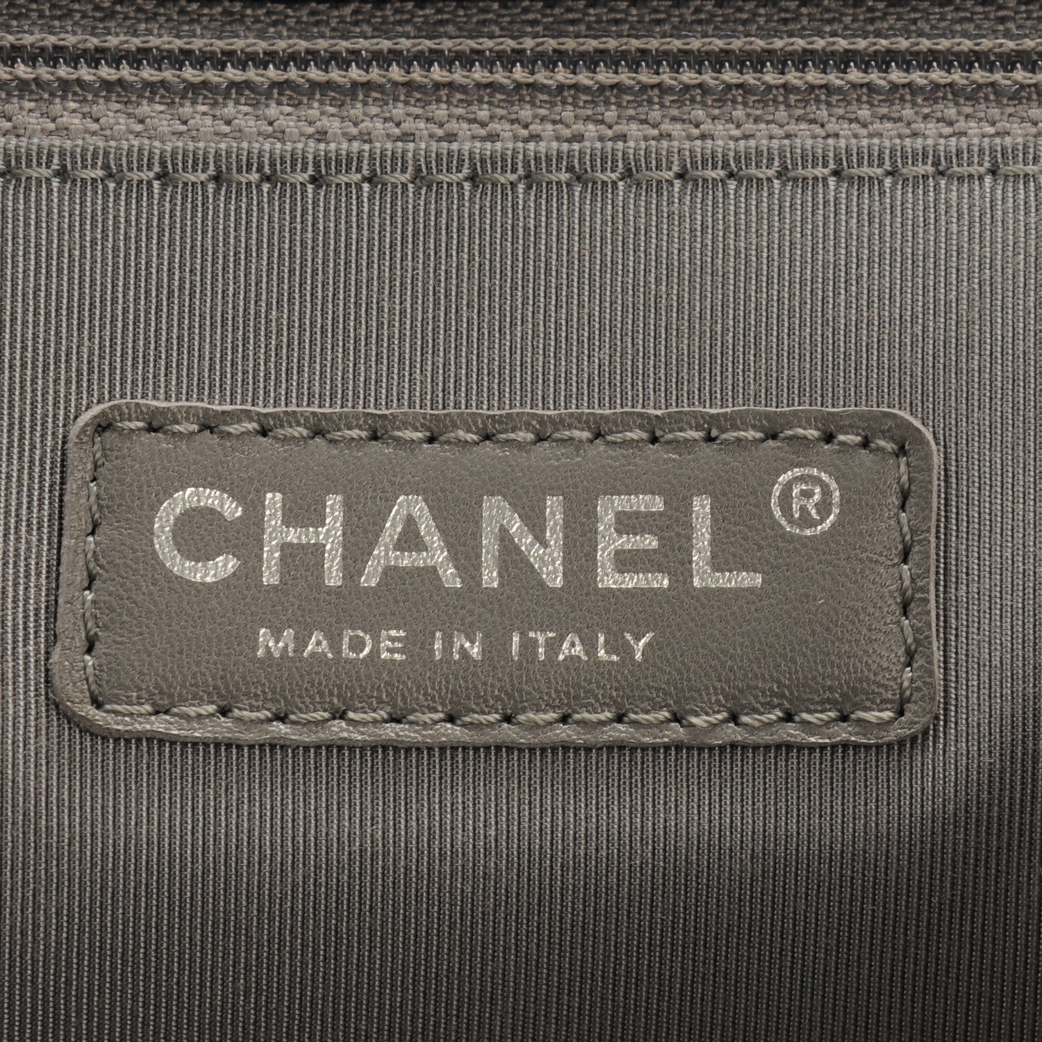 Chanel Crumpled Lambskin Quilted Maxi Chain Around Flap Navy 6 of 7