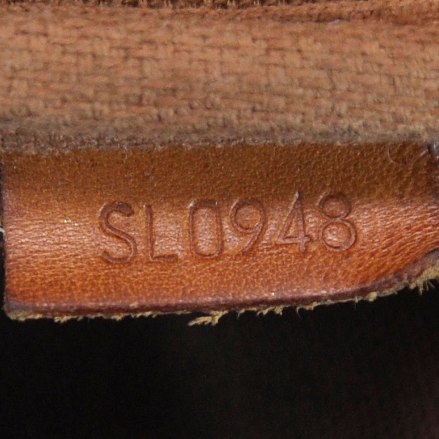 Monogram Pochette