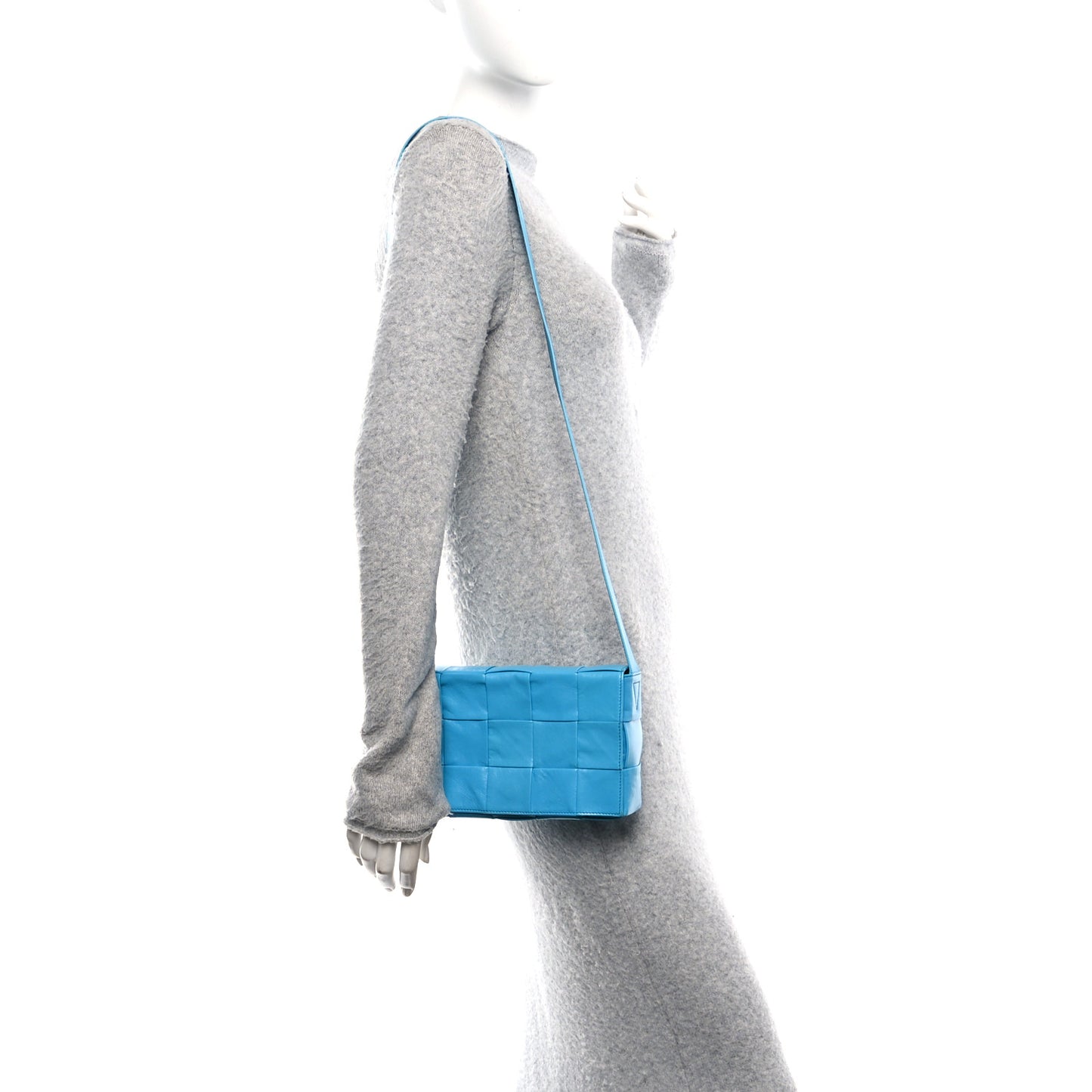 Paper Calfskin Maxi Intreccio Small Cassette Crossbody Bag Pool