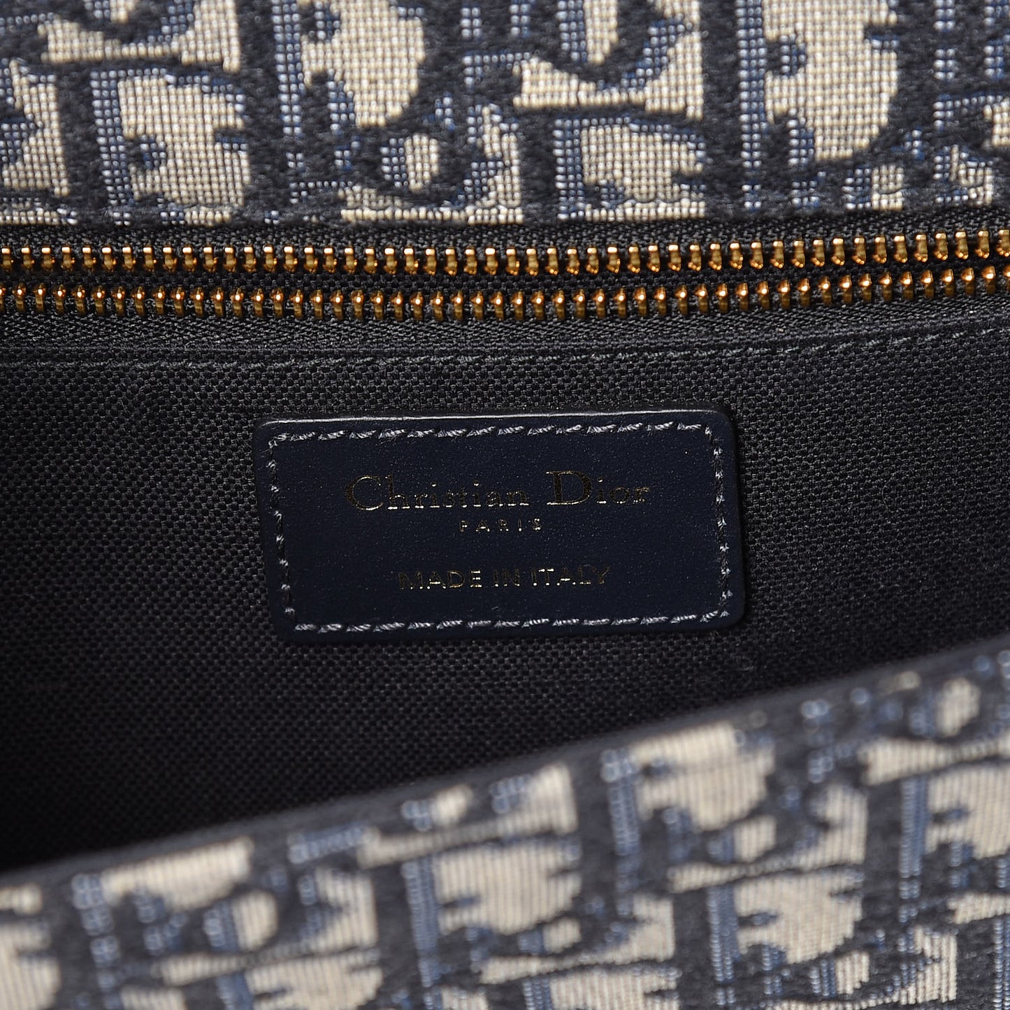 Oblique 30 Montaigne Flap Bag Blue