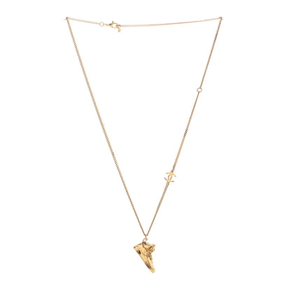 Chanel CC Sneaker Motif Necklace Gold 3 of 5