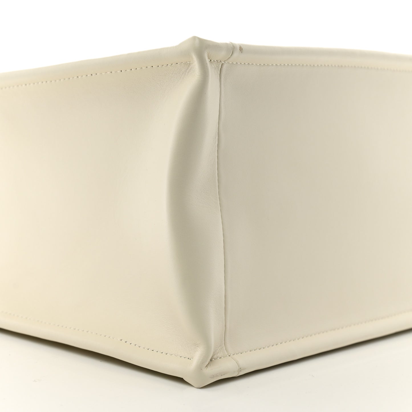 Calfskin Macro Cannage Medium Book Tote Latte