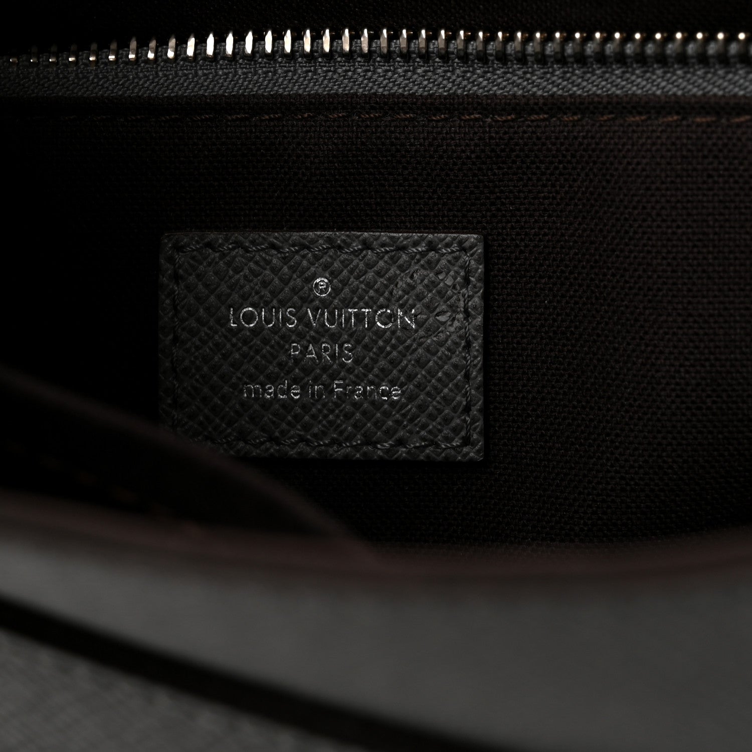 Louis Vuitton Taiga Roman PM Messenger Glacier 6 of 10