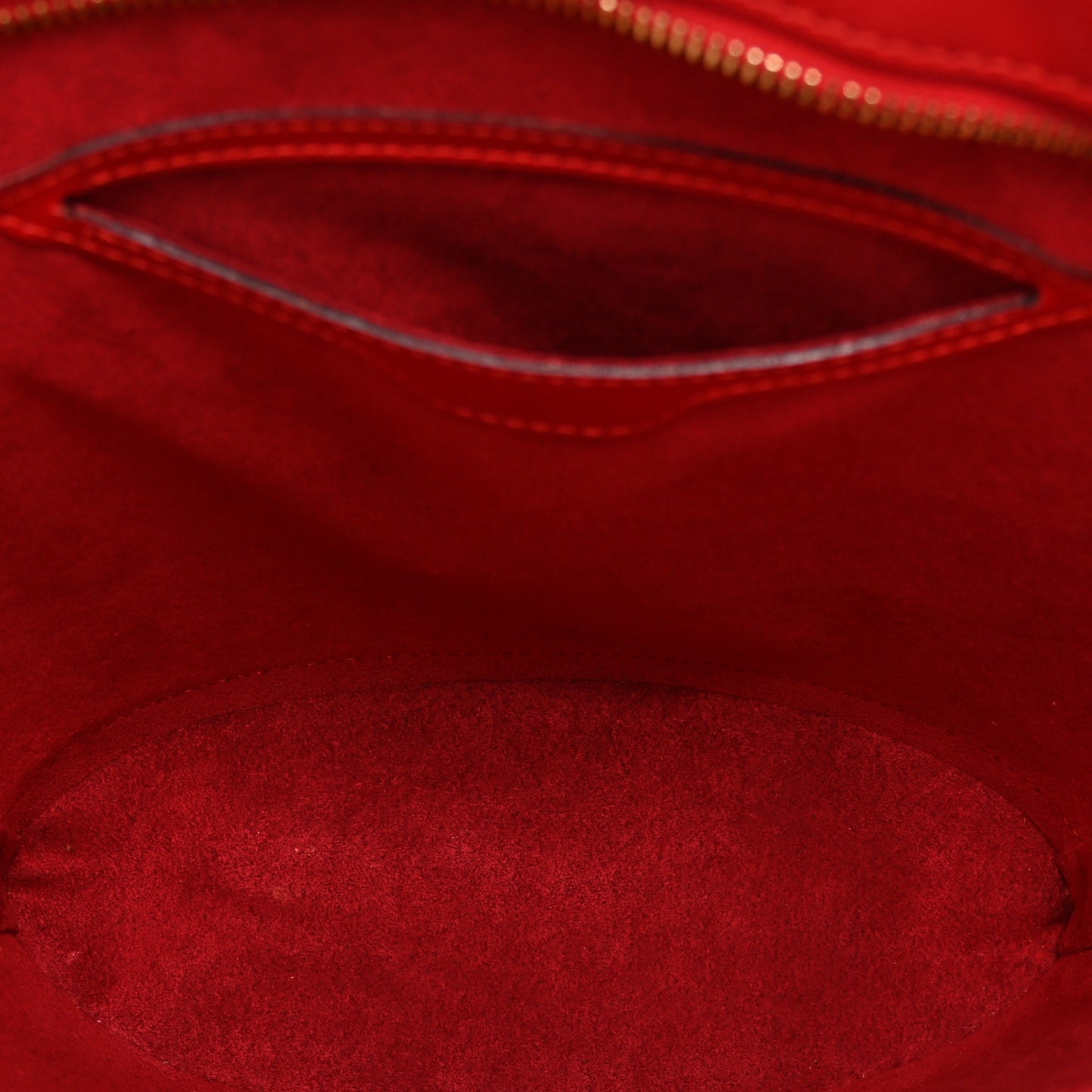 Epi Saint Jacques PM Long Straps Red