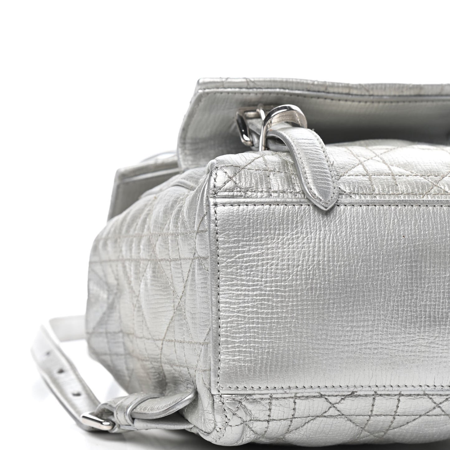 Ceramic Effect Deerskin Cannage Small Stardust Backpack Silver