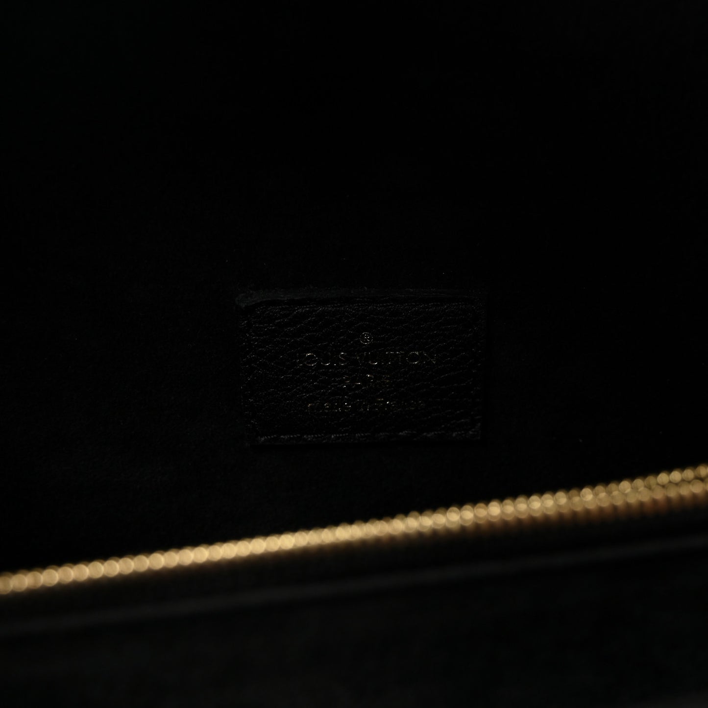 Monogram Victoire Black
