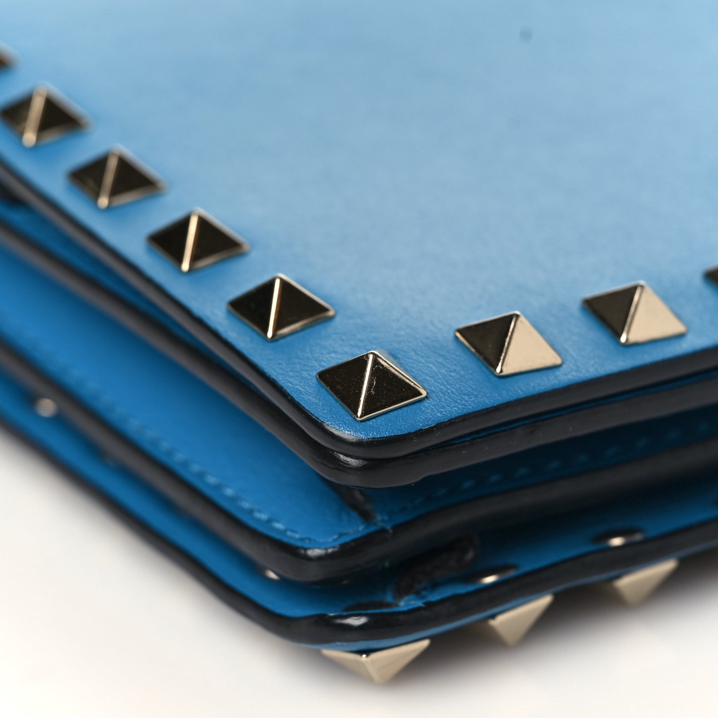 Calfskin Rockstud Wallet on Chain Light Blue