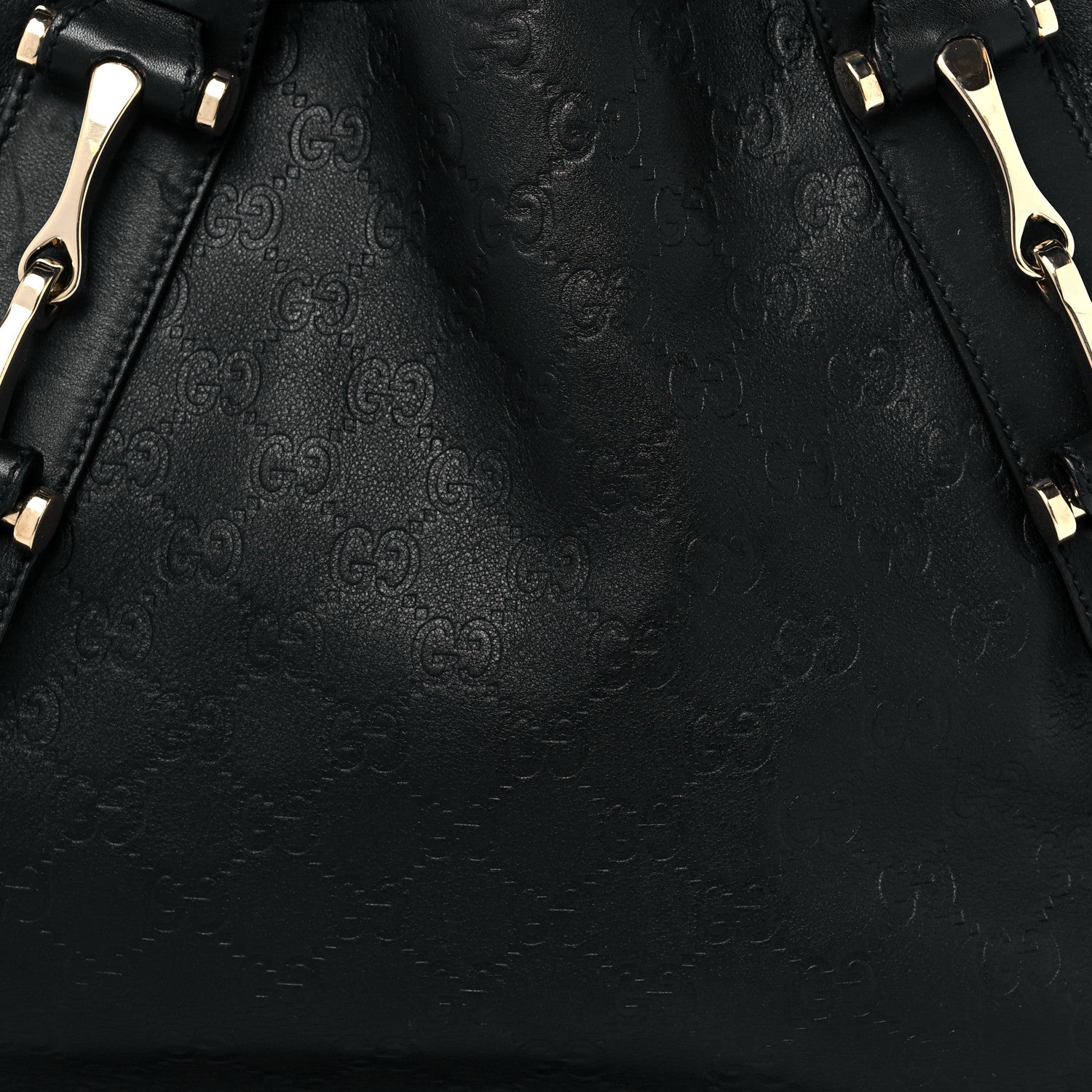Gucci Guccissima Small Pelham Shoulder Bag Black 8 of 11
