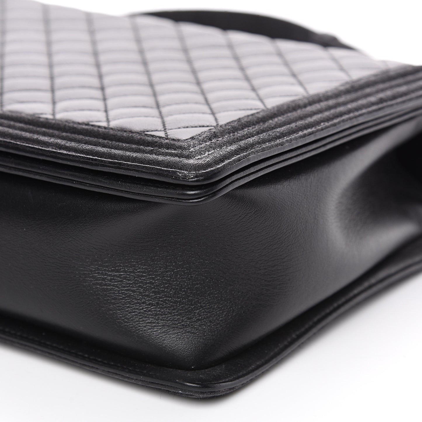 Calfskin Quilted Large Boy Flap Black