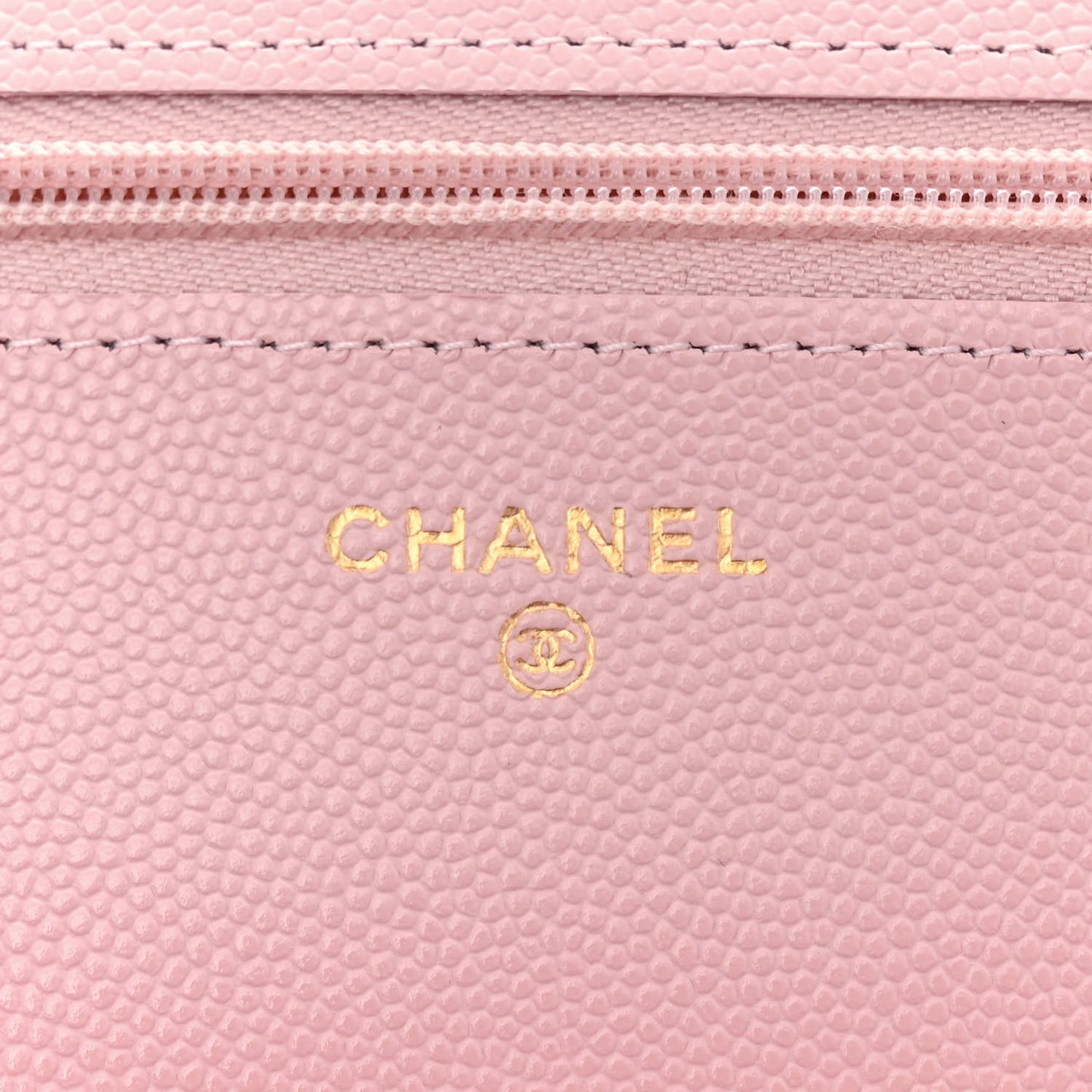 Caviar Quilted Wallet on Chain WOC Light Pink