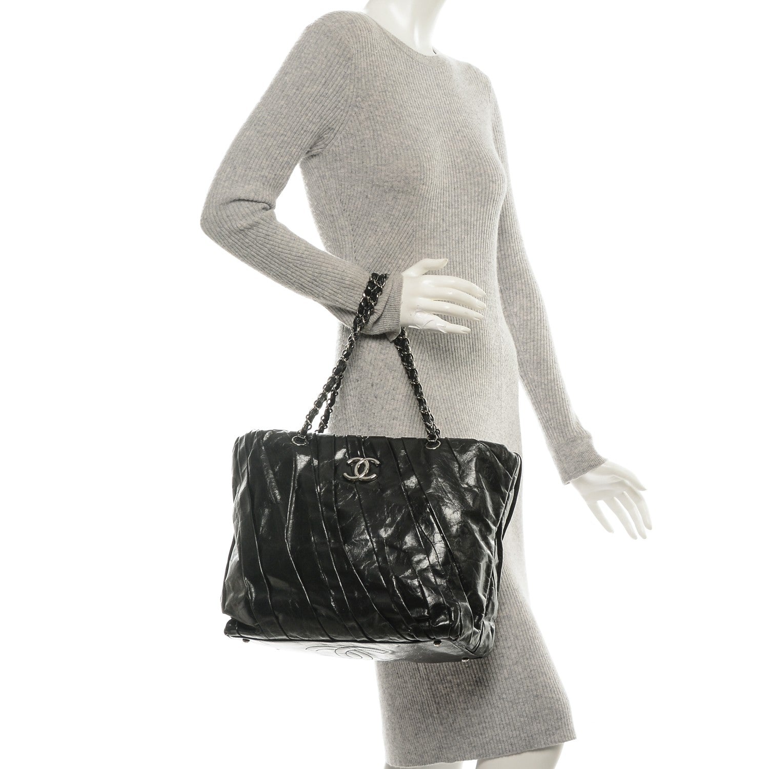 Chanel Glazed Calfskin Large Twisted Tote Black 2 of 8