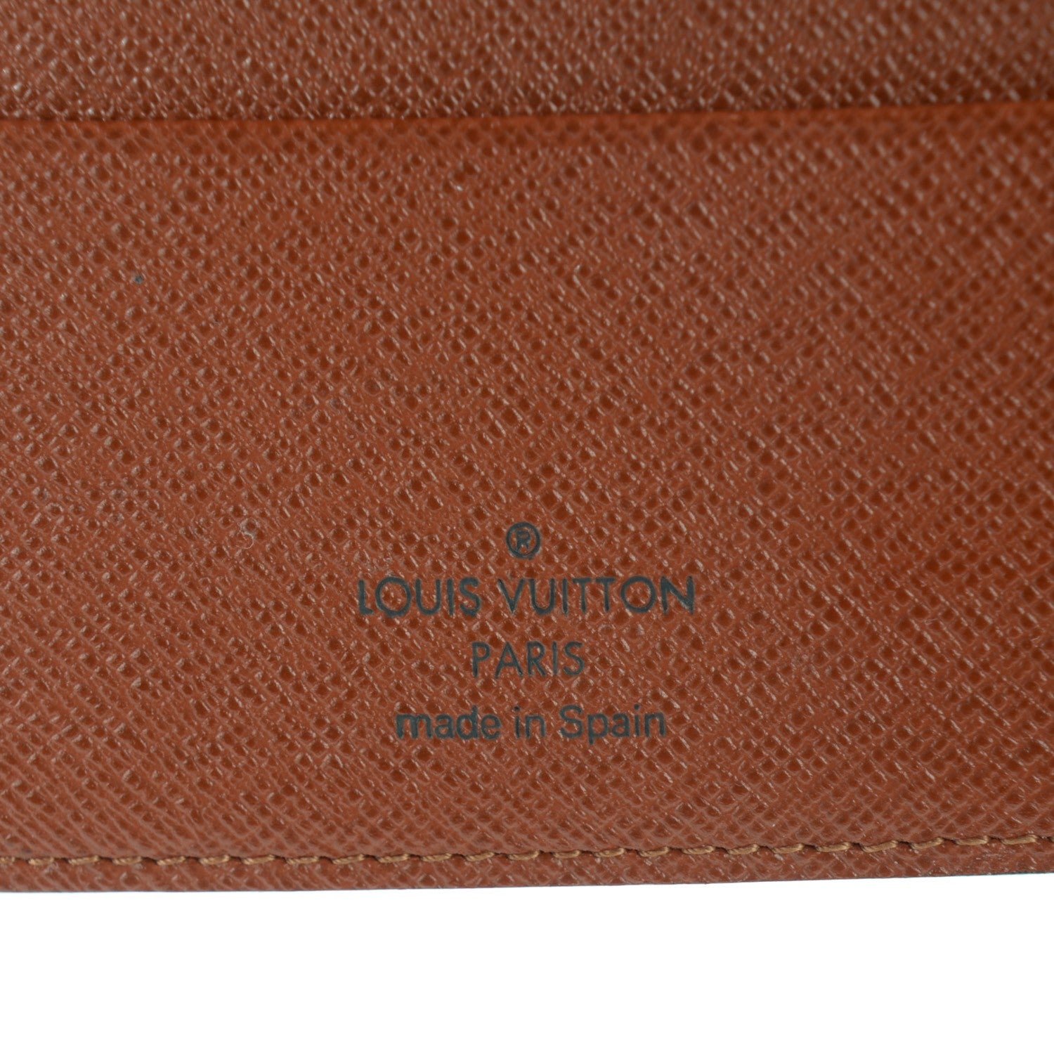 Louis Vuitton Monogram Passport Cover 11 of 14