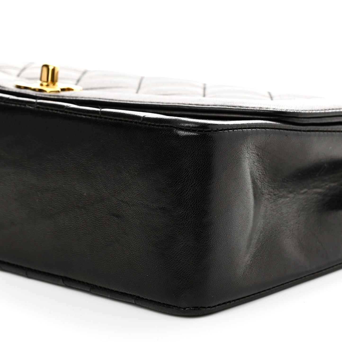 Lambskin Quilted Medium Single Flap Black