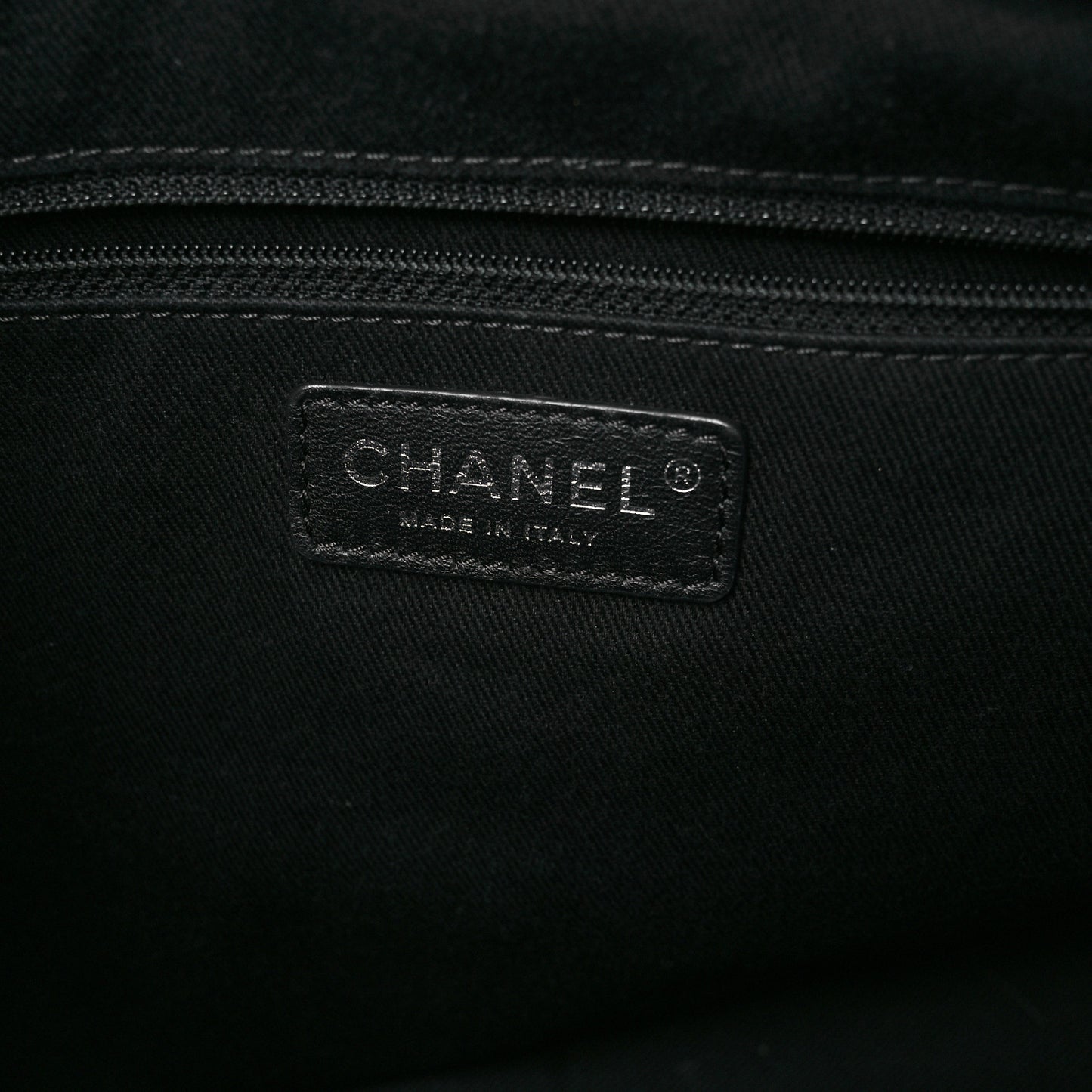 Caviar Quilted CC Timeless Soft Tote Black