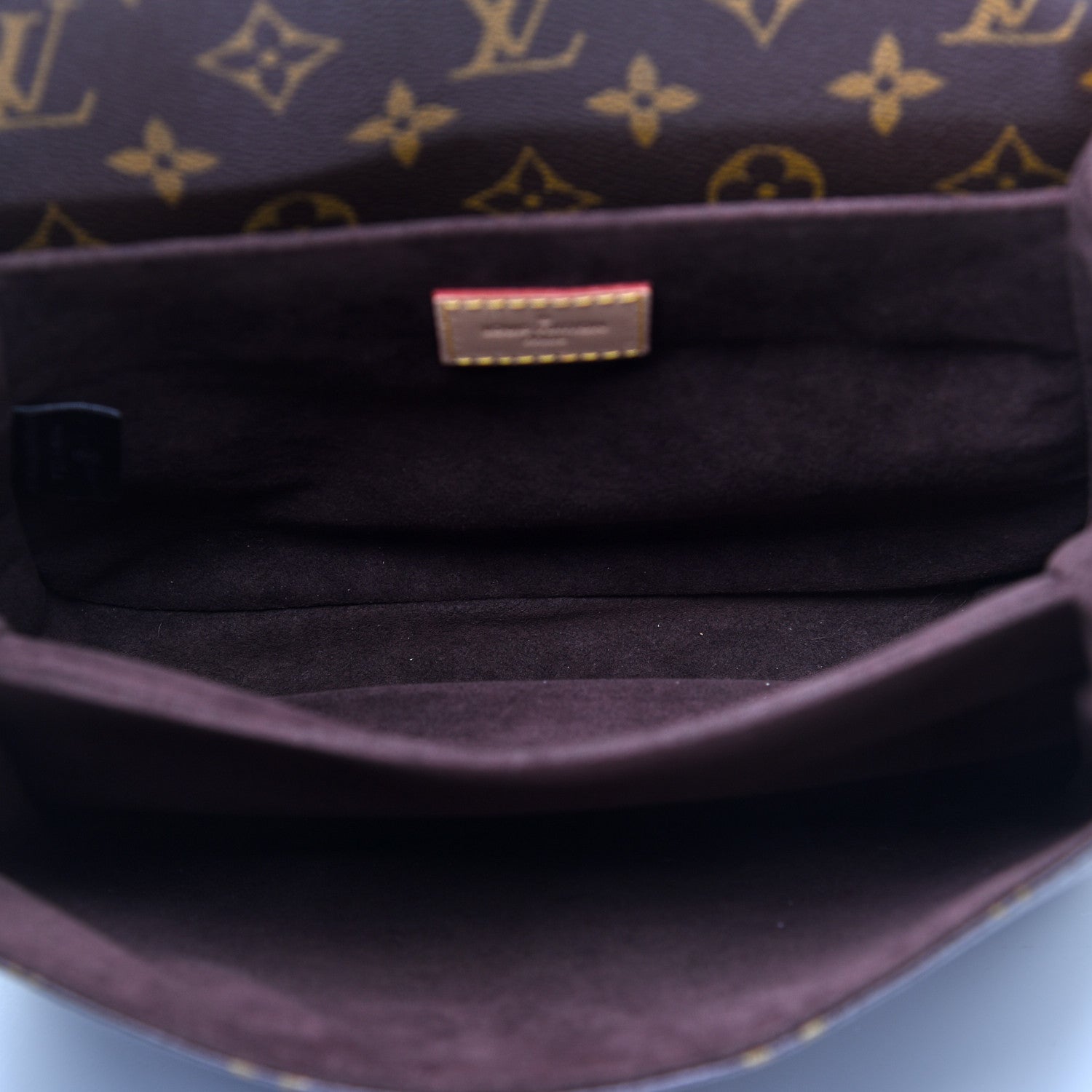 Louis Vuitton Monogram Pochette Metis 5 of 11