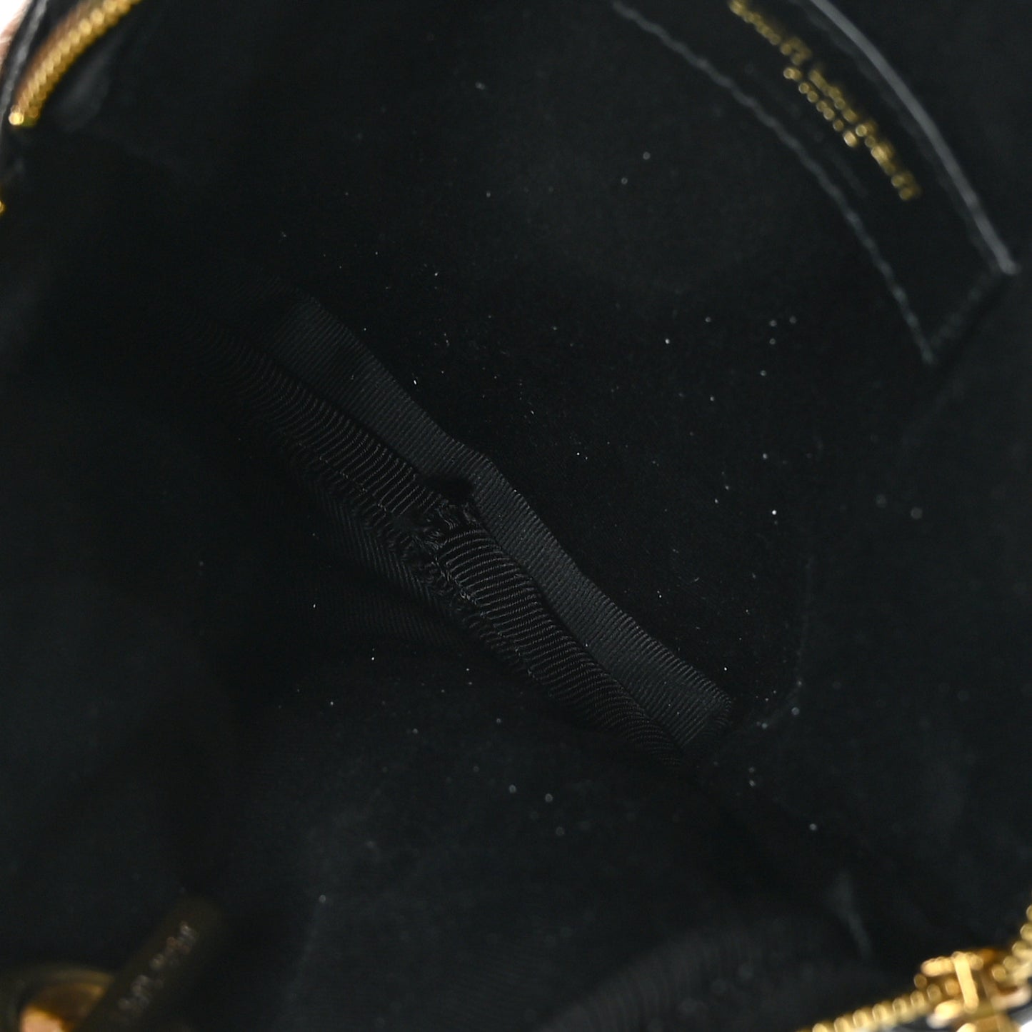 Lambskin Quilted Round Le Maillon Round Tassel Chain Crossbody Bag Black