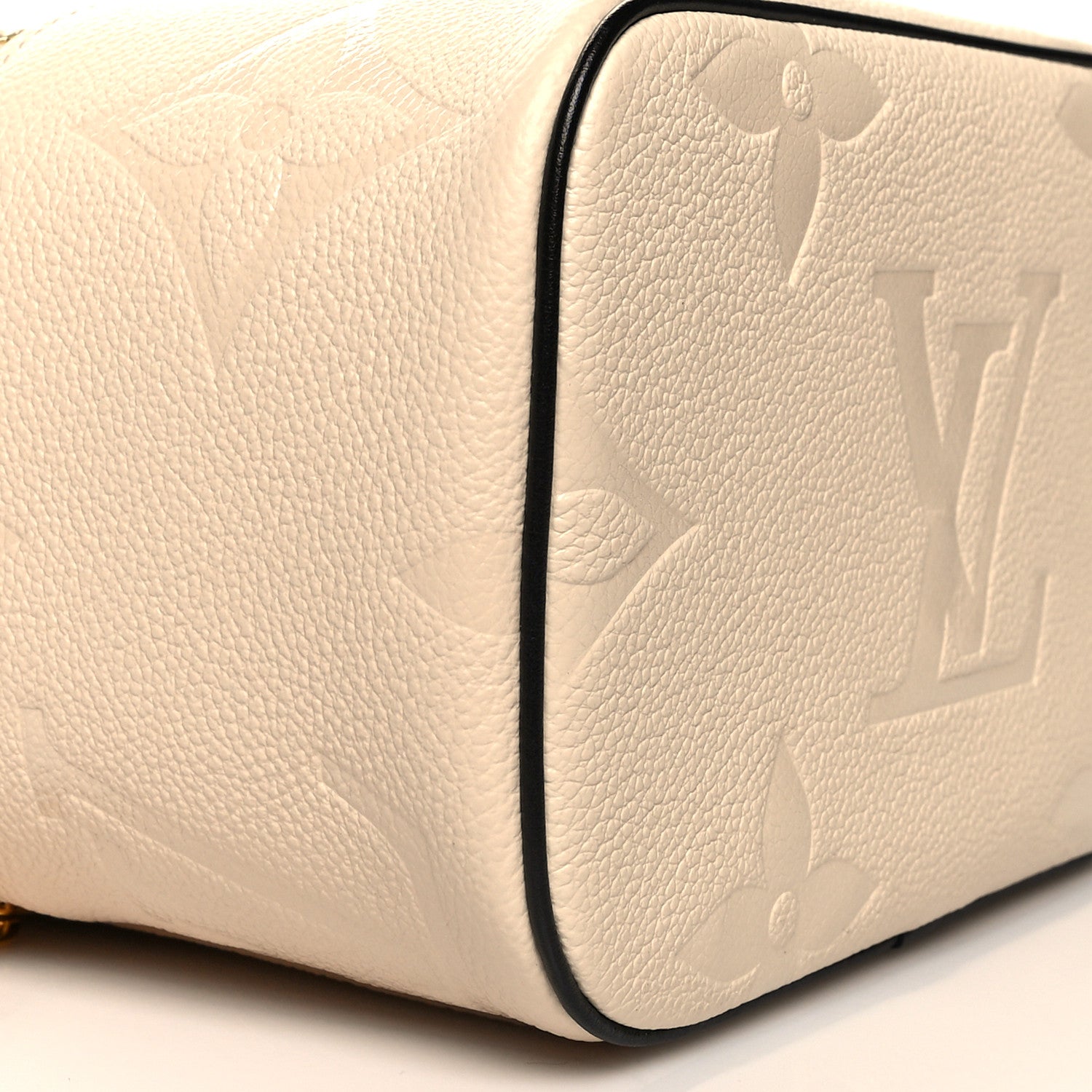 Louis Vuitton Empreinte Monogram Giant Wild At Heart Nice Mini Creme 8 of 10