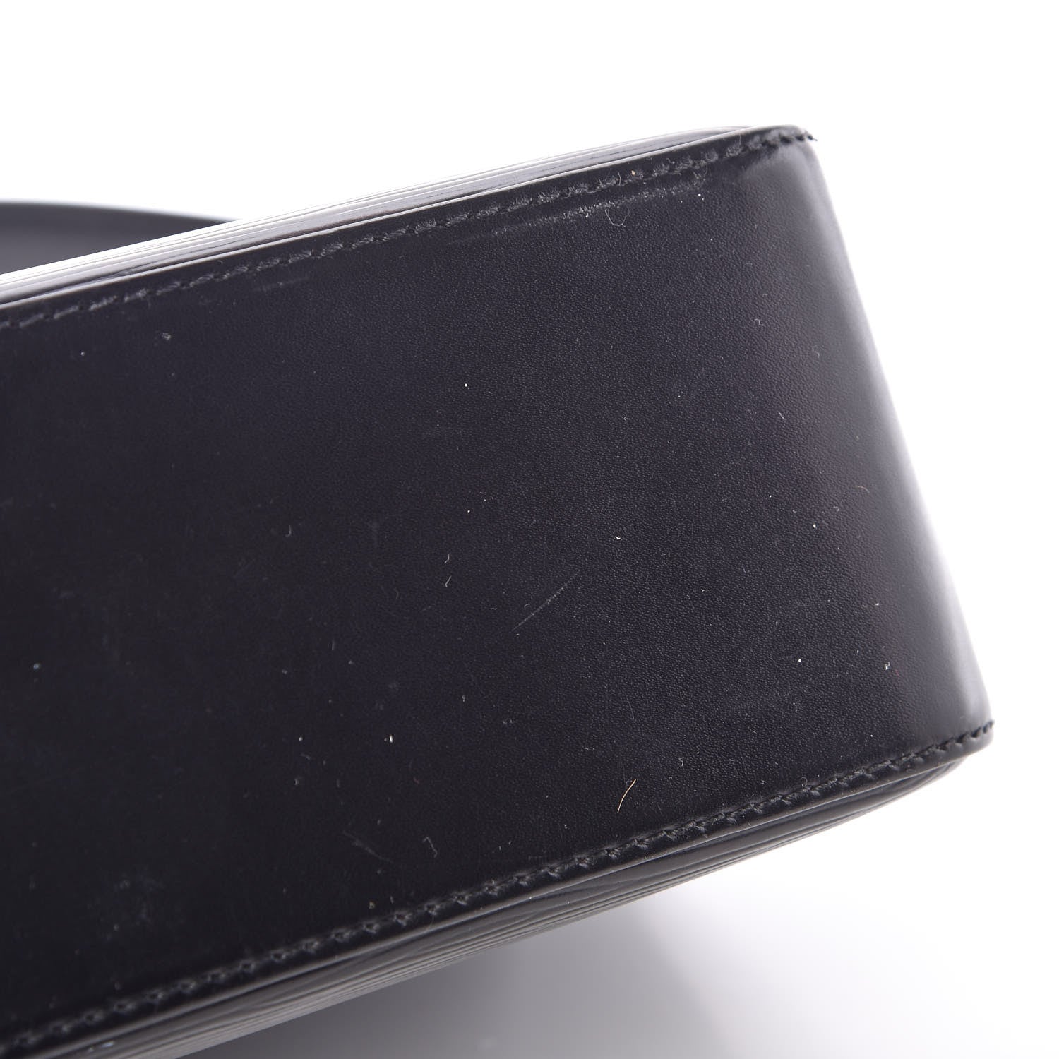 Louis Vuitton Epi Buci Black 17 of 23