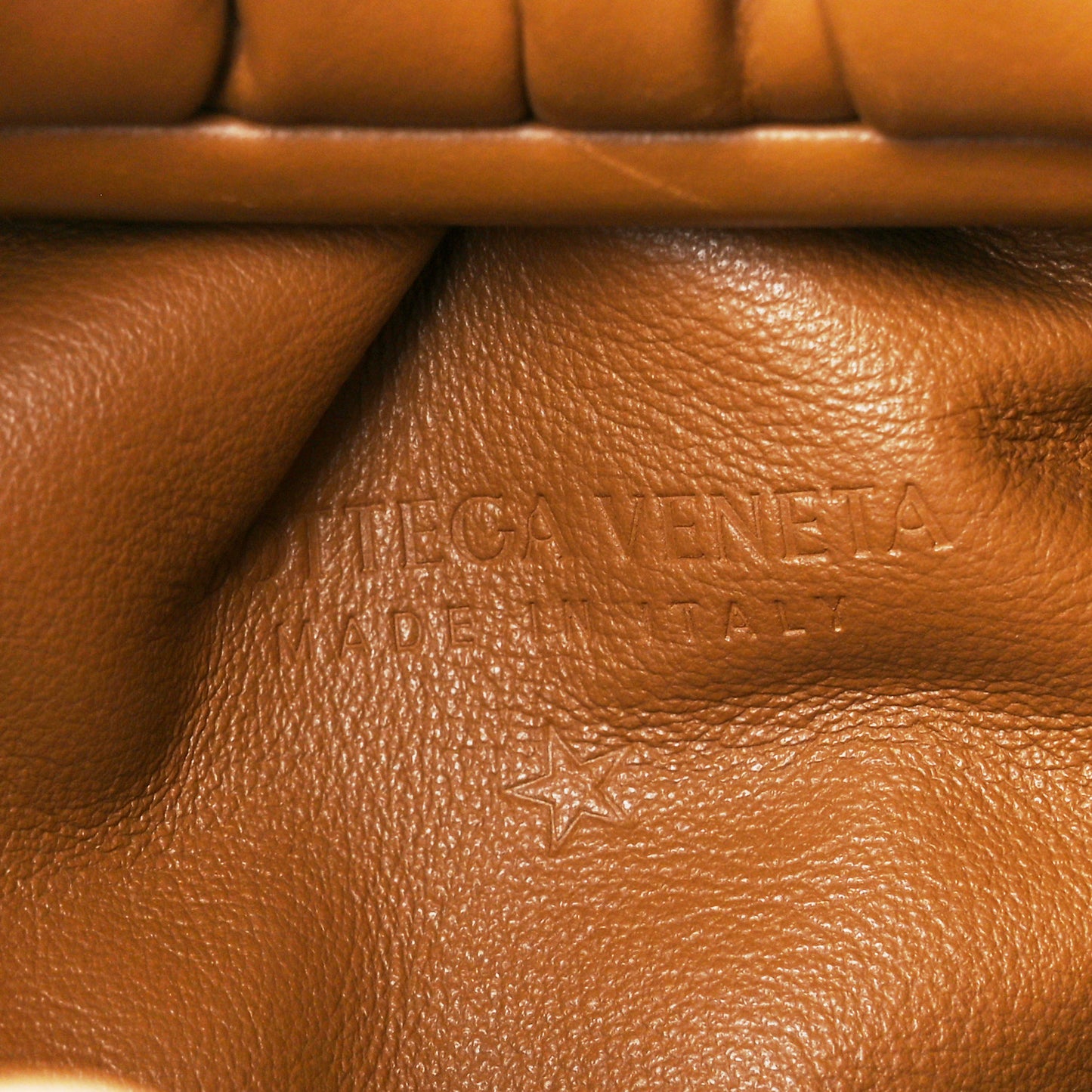 Smooth Butter Calfskin Small The Shoulder Pouch Moutarde
