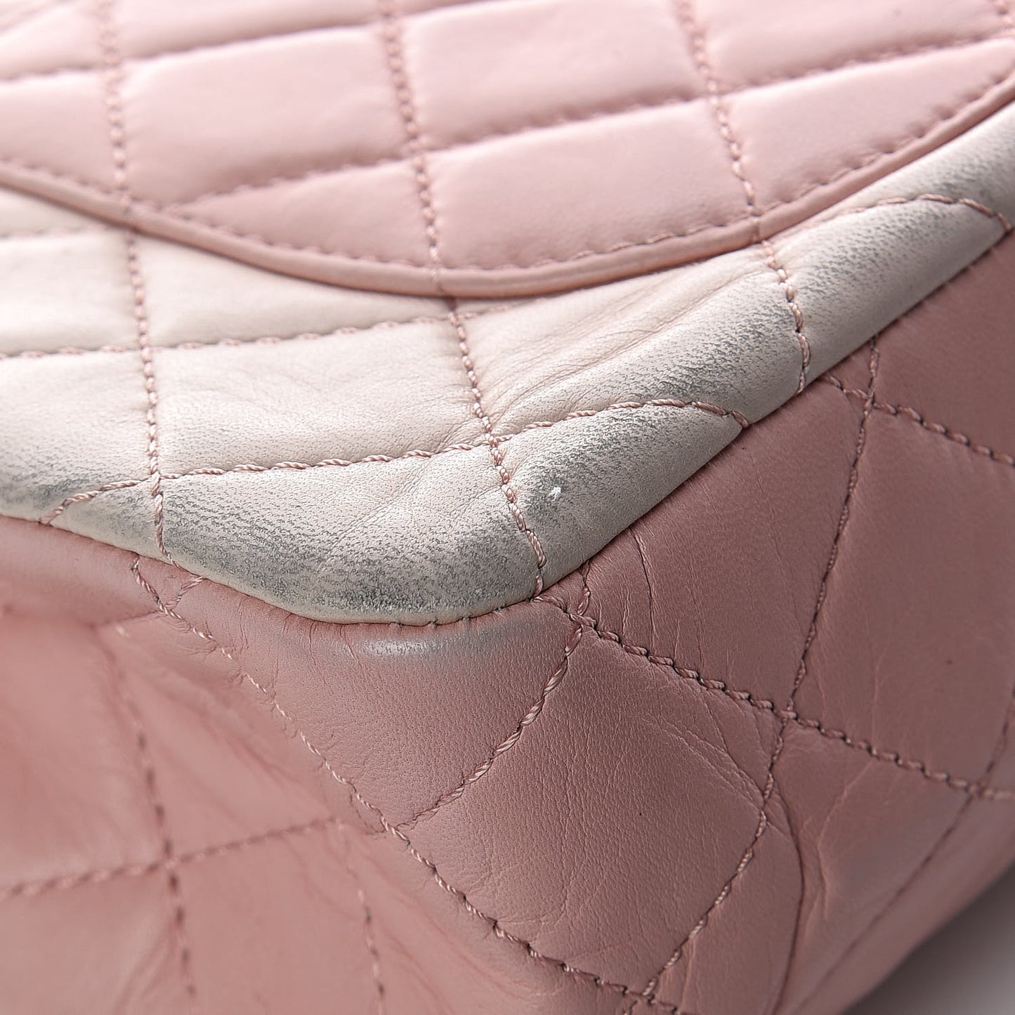 Lambskin 2.55 Reissue 227 Pink Degrade