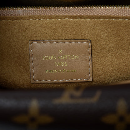 Louis Vuitton Grained Calfskin Monogram Double V Sesame 6 of 11
