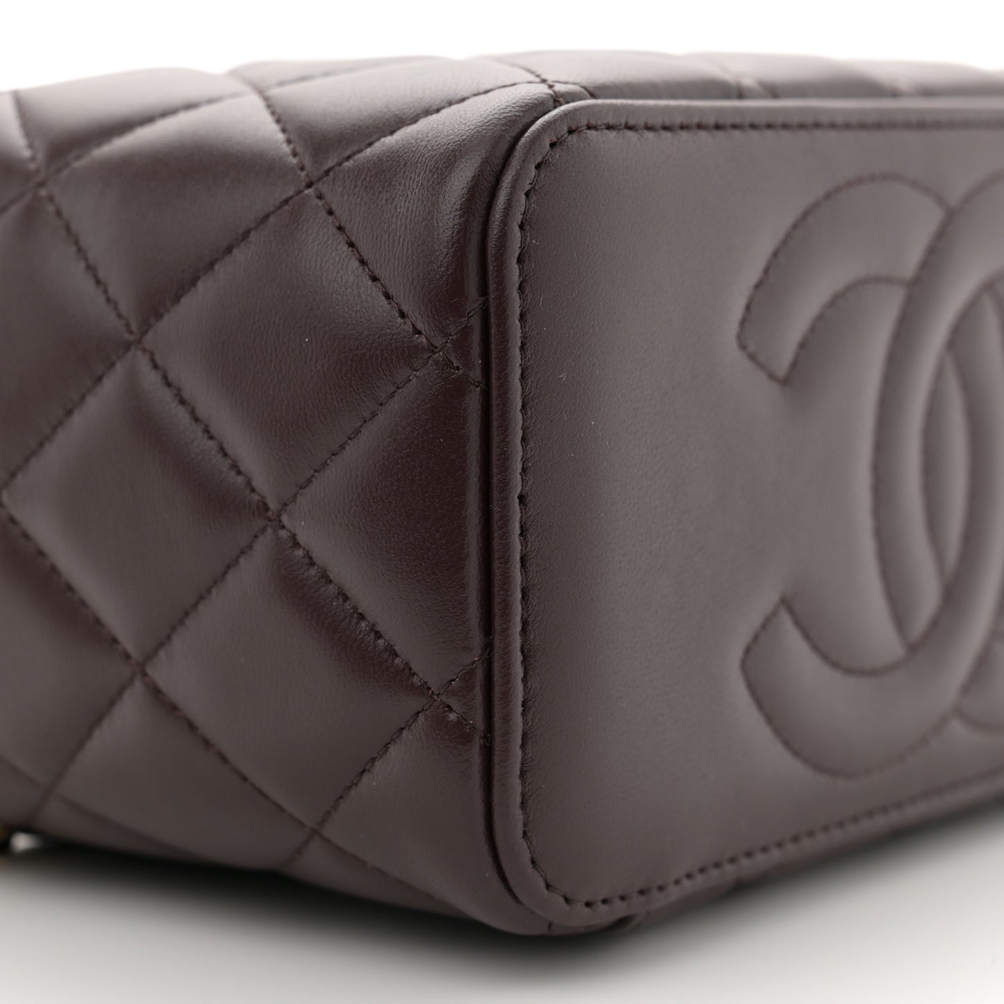 Lambskin Quilted Small Top Handle Vanity Case With Chain Dark Brown