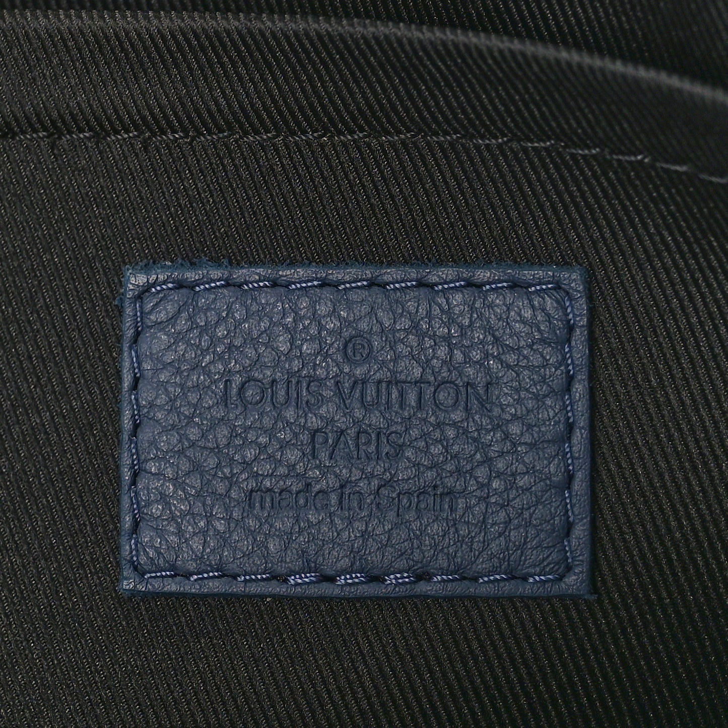 Monogram Shadow Pochette To-Go Navy River Blue