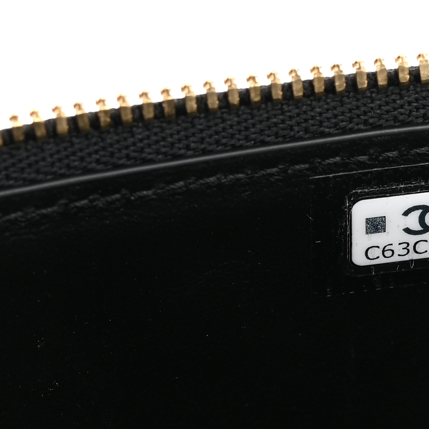 Calfskin Crocodile Embossed Crococo Small Top Handle Vanity Case With Chain Black