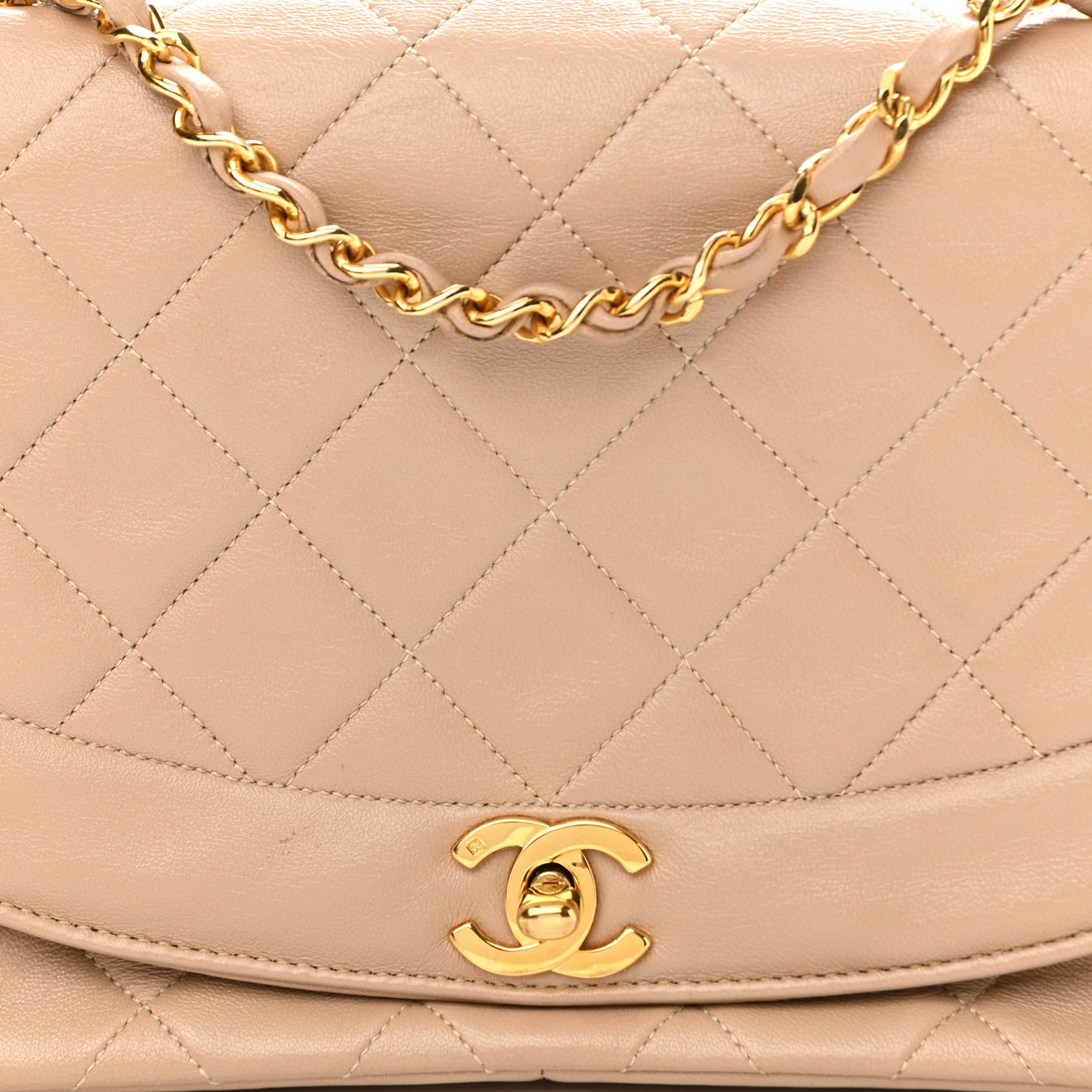 Lambskin Quilted Medium Single Flap Beige