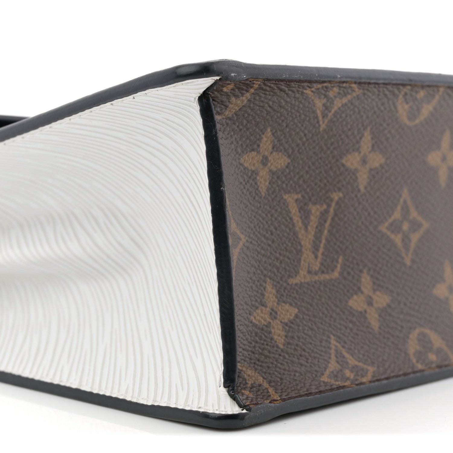 Louis Vuitton Vernis Epi Monogram Spring Street Black 9 of 11