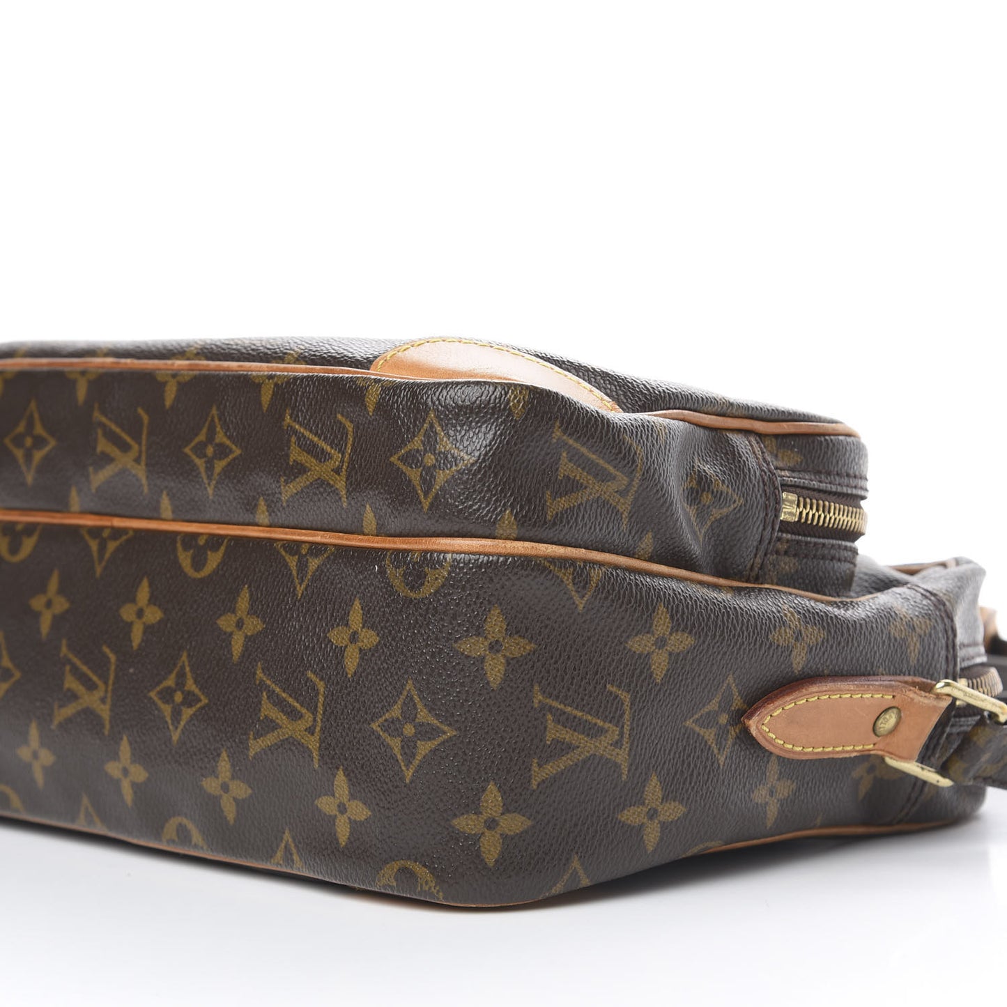 Monogram Nil 28