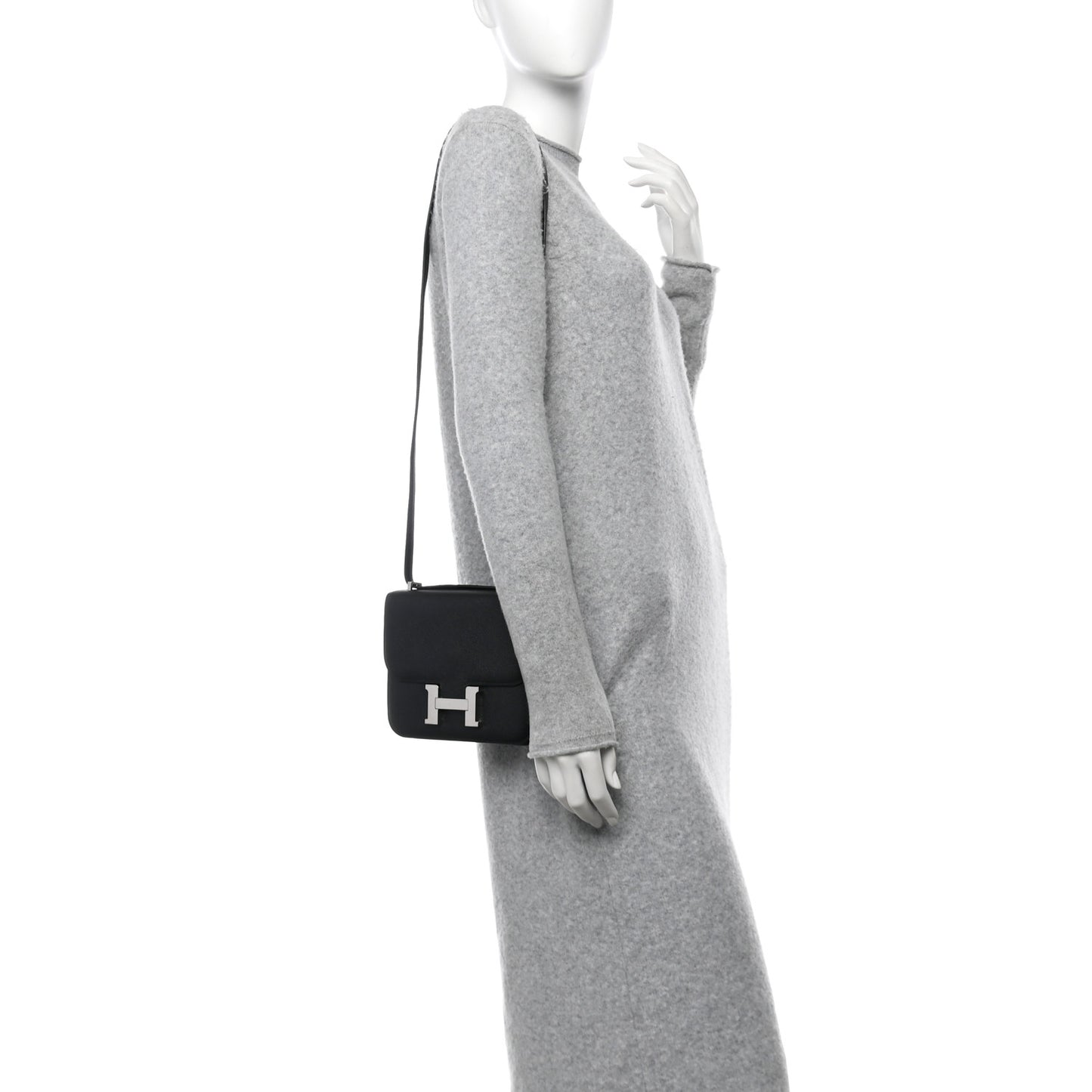 Epsom Constance 18 Black