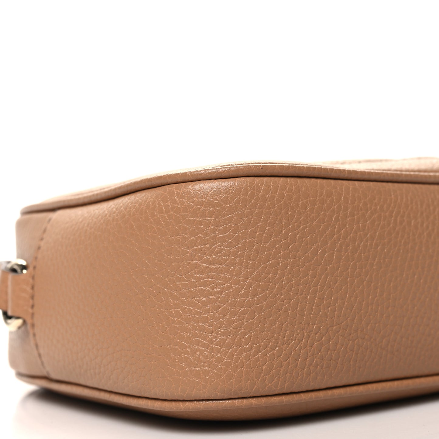 Pebbled Calfskin Small Soho Disco Bag Camelia