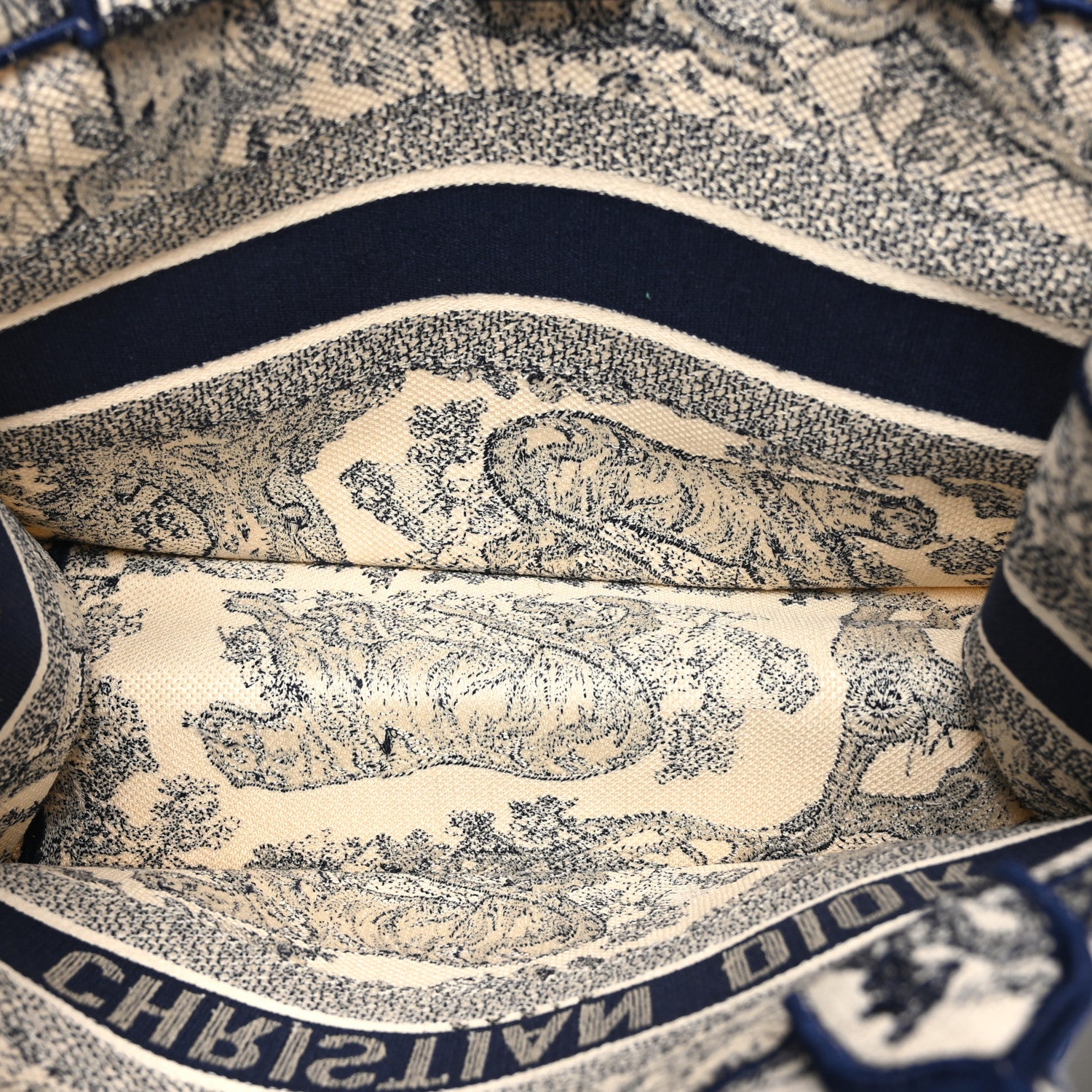 Christian Dior Canvas Embroidered Medium Dioriviera Toile De Jouy Book Tote Blue 5 of 10