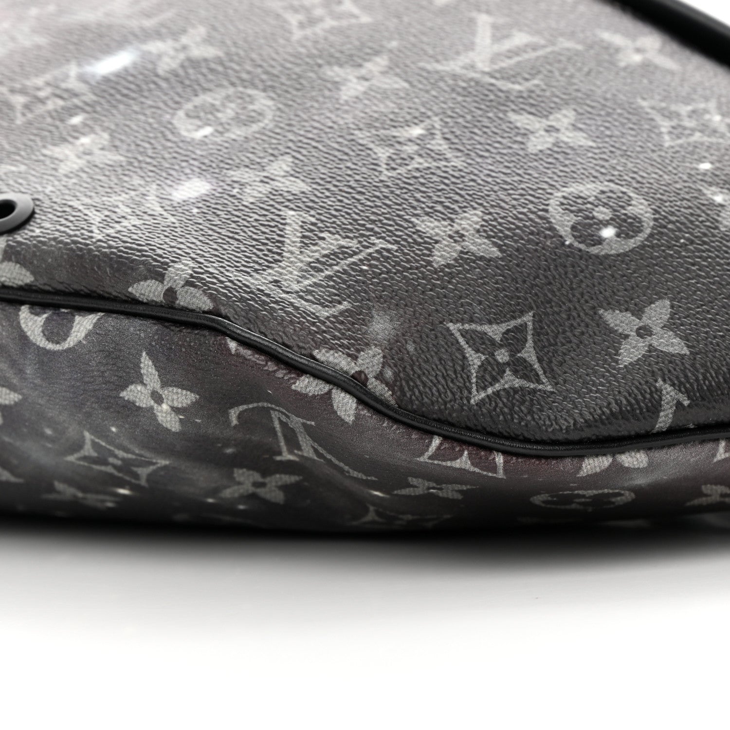 Louis Vuitton Monogram Galaxy Discovery Bumbag 9 of 9